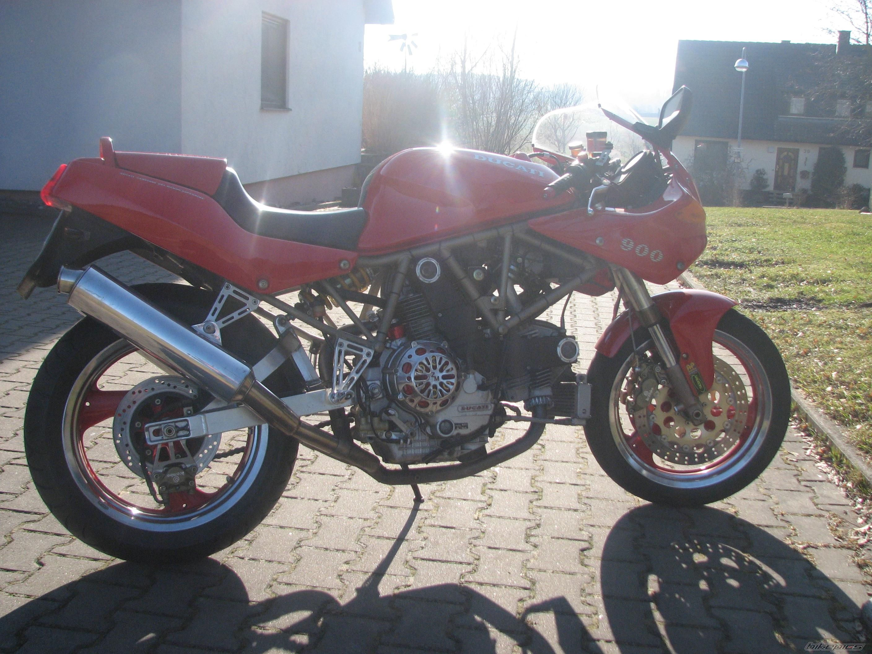 1994 DUCATI 900 SS | Picture 1441641 motorcycle photo