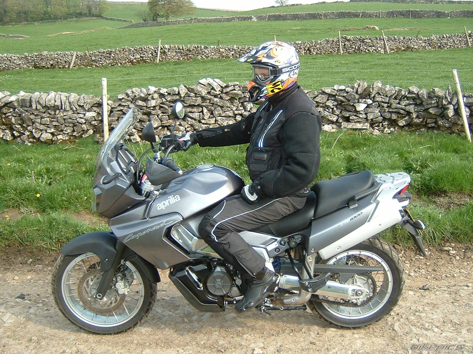 2004 APRILIA ETV 1000 | Picture 144176 motorcycle photo