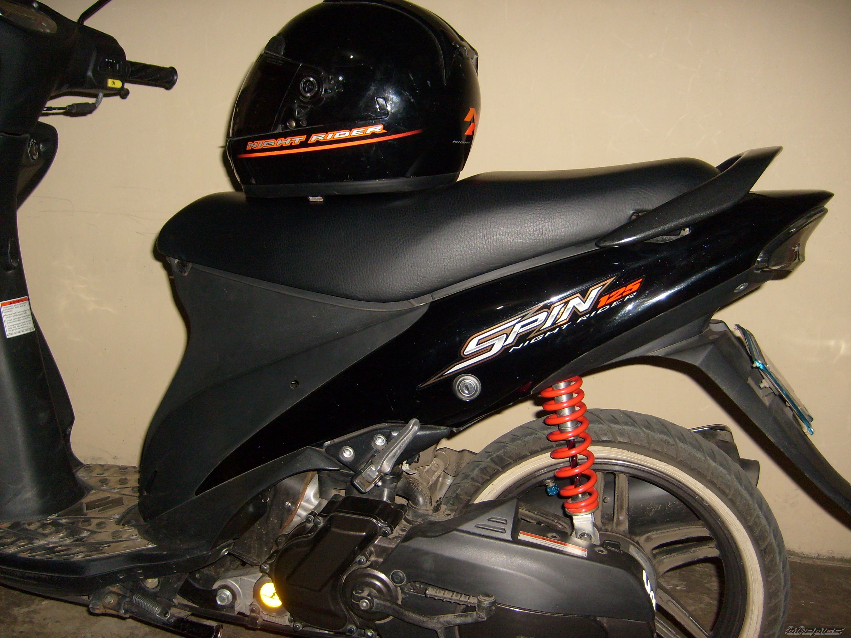2007 SUZUKI UE 125 | Picture 1443375 motorcycle photo