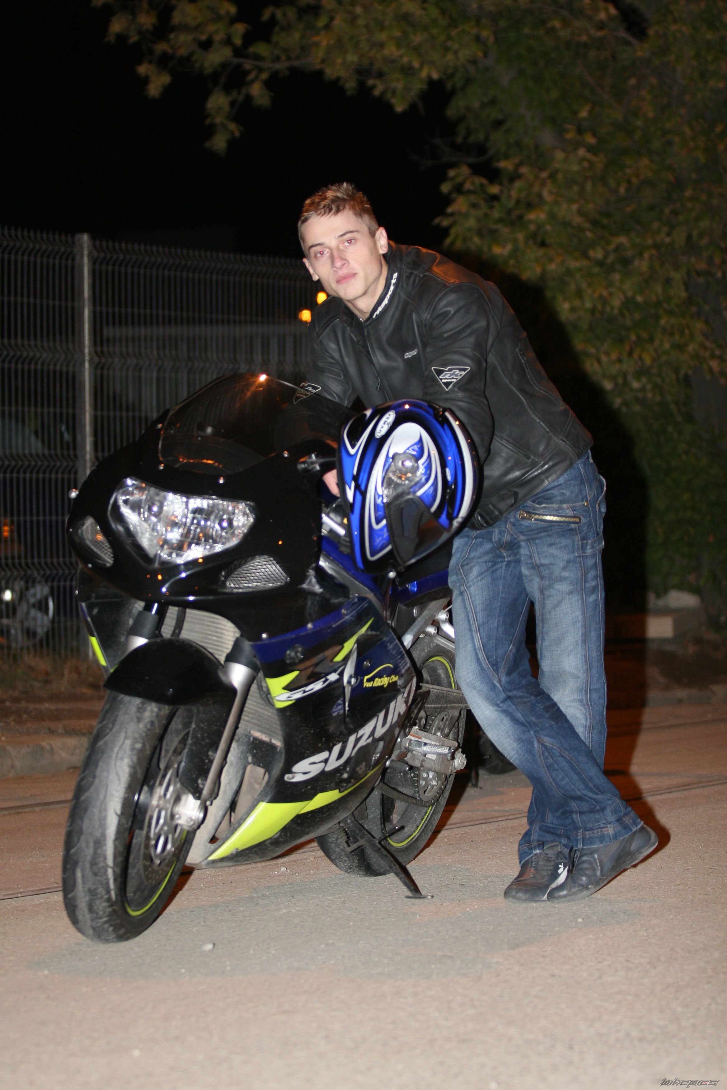 2001 SUZUKI GSX R 600 | Picture 1443589 motorcycle photo