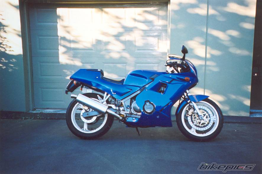 1989 YAMAHA FZR 250 | Picture 14436 motorcycle photo