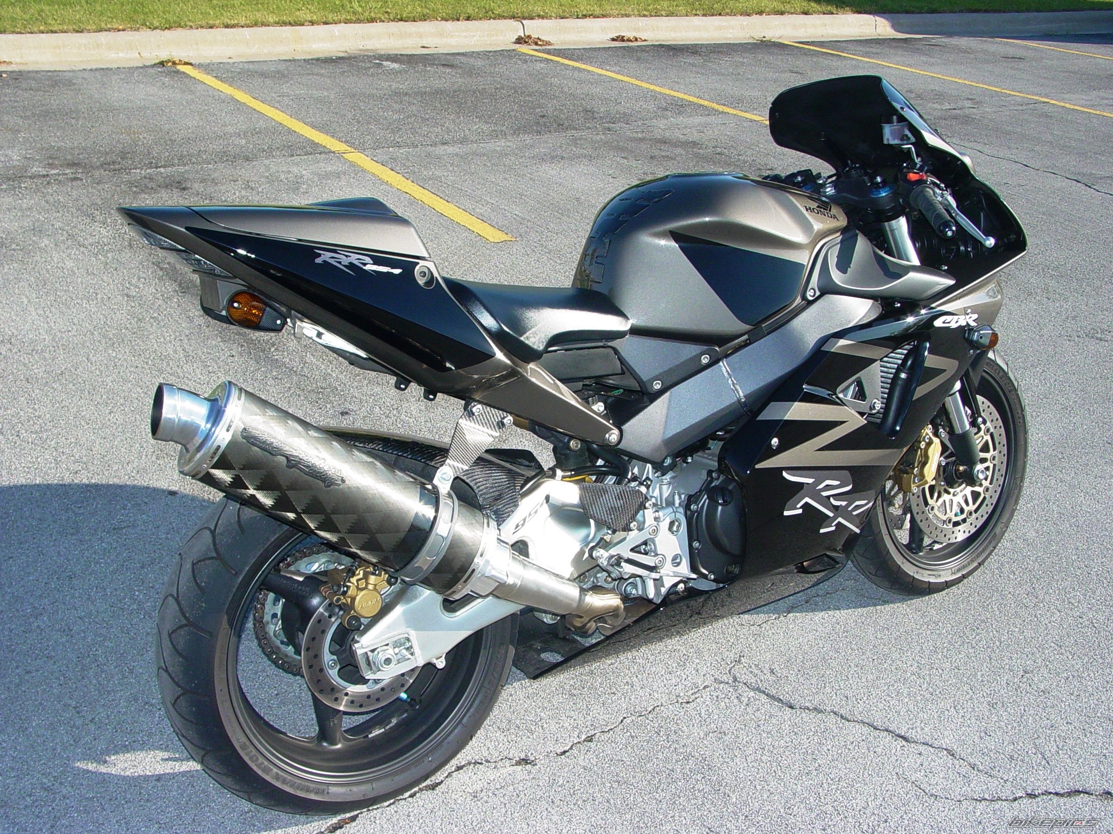 2003 HONDA CBR 900 | Picture 1443782 motorcycle photo