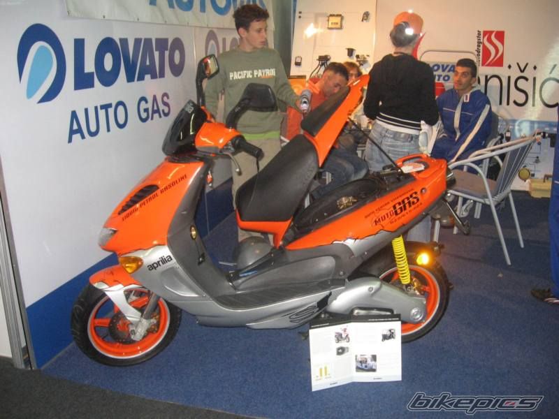 1998 APRILIA SR 50 | Picture 1444221 motorcycle photo
