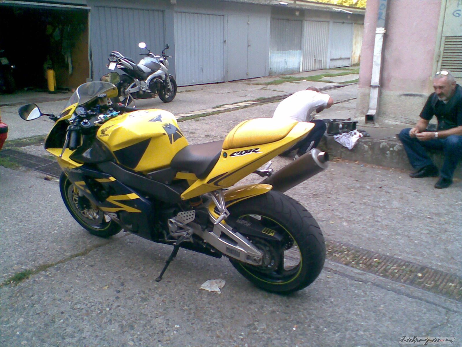 2002 HONDA CBR 900 | Picture 1449017 motorcycle photo