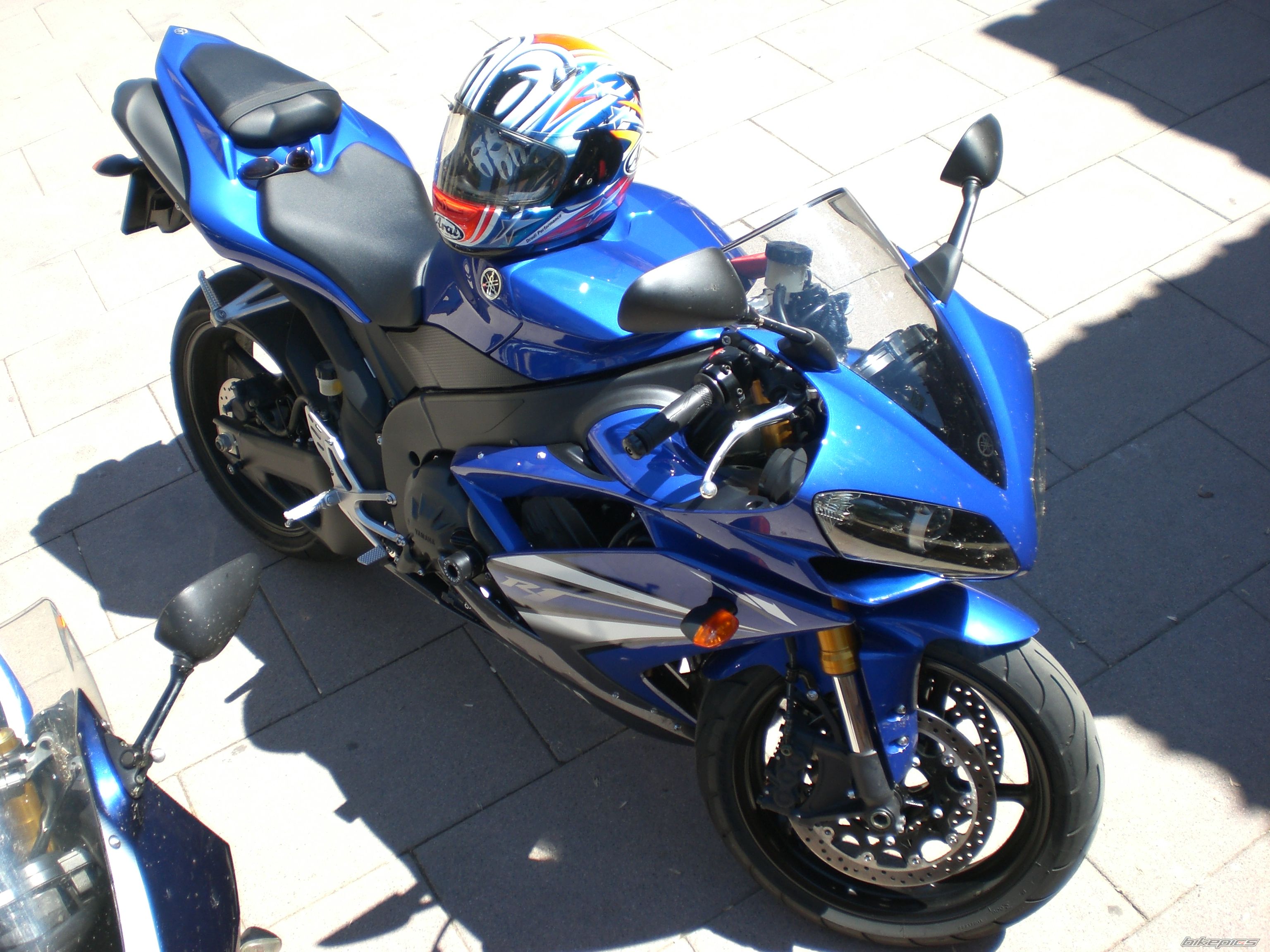 2007 YAMAHA YZF R1 | Picture 1449263 motorcycle photo