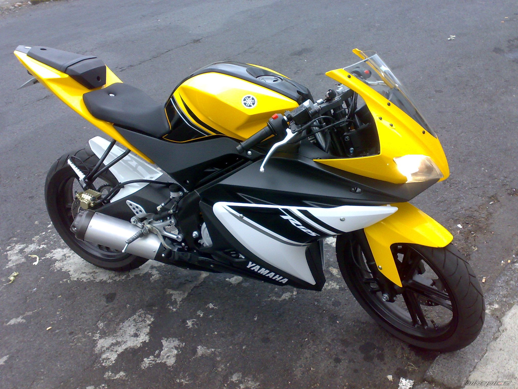 2008 YAMAHA YZF R125 | Picture 1454379 motorcycle photo