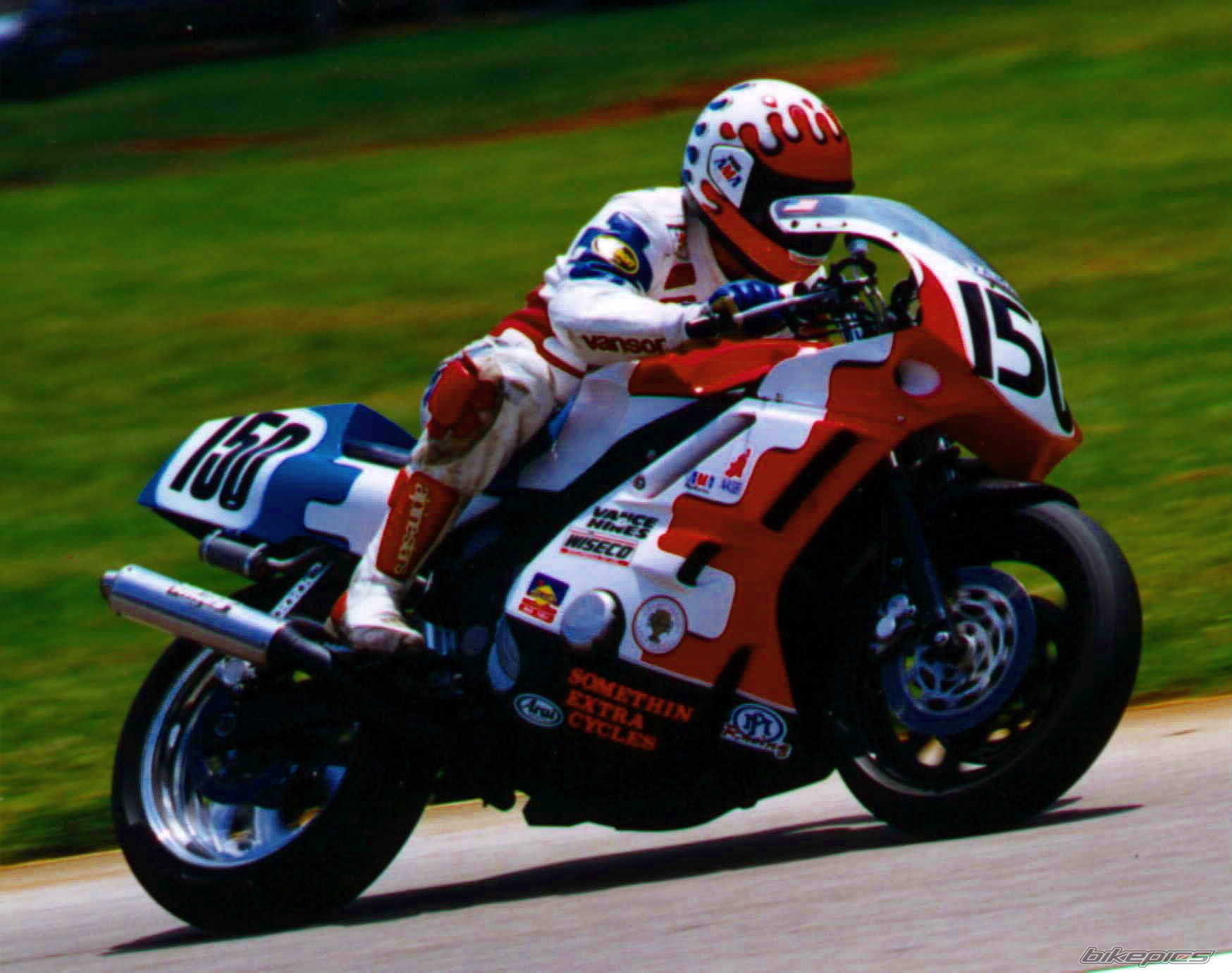 1991 YAMAHA FZR 600 | Picture 14544 motorcycle photo