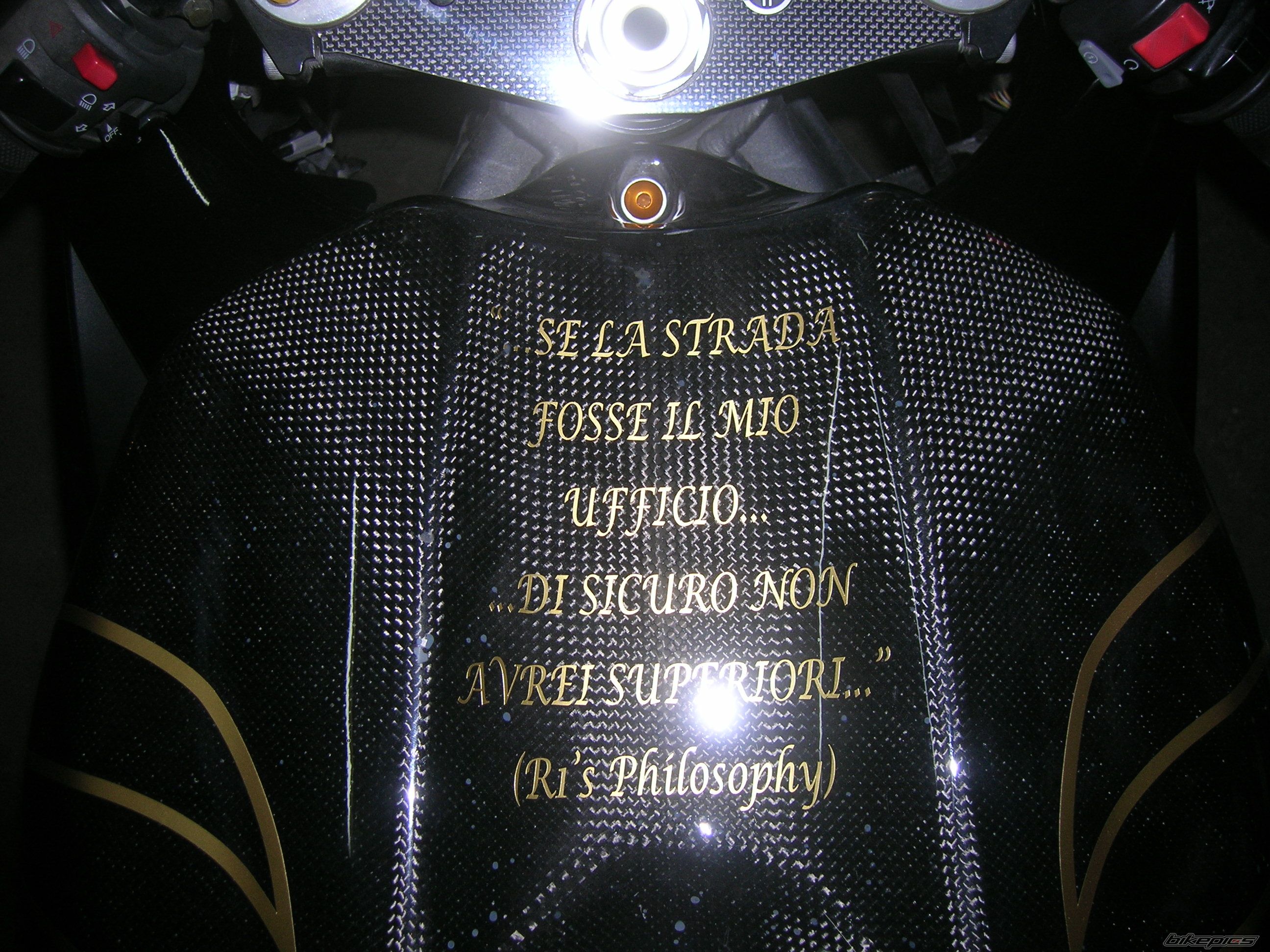 2009 YAMAHA YZF R1 | Picture 1455689 motorcycle photo