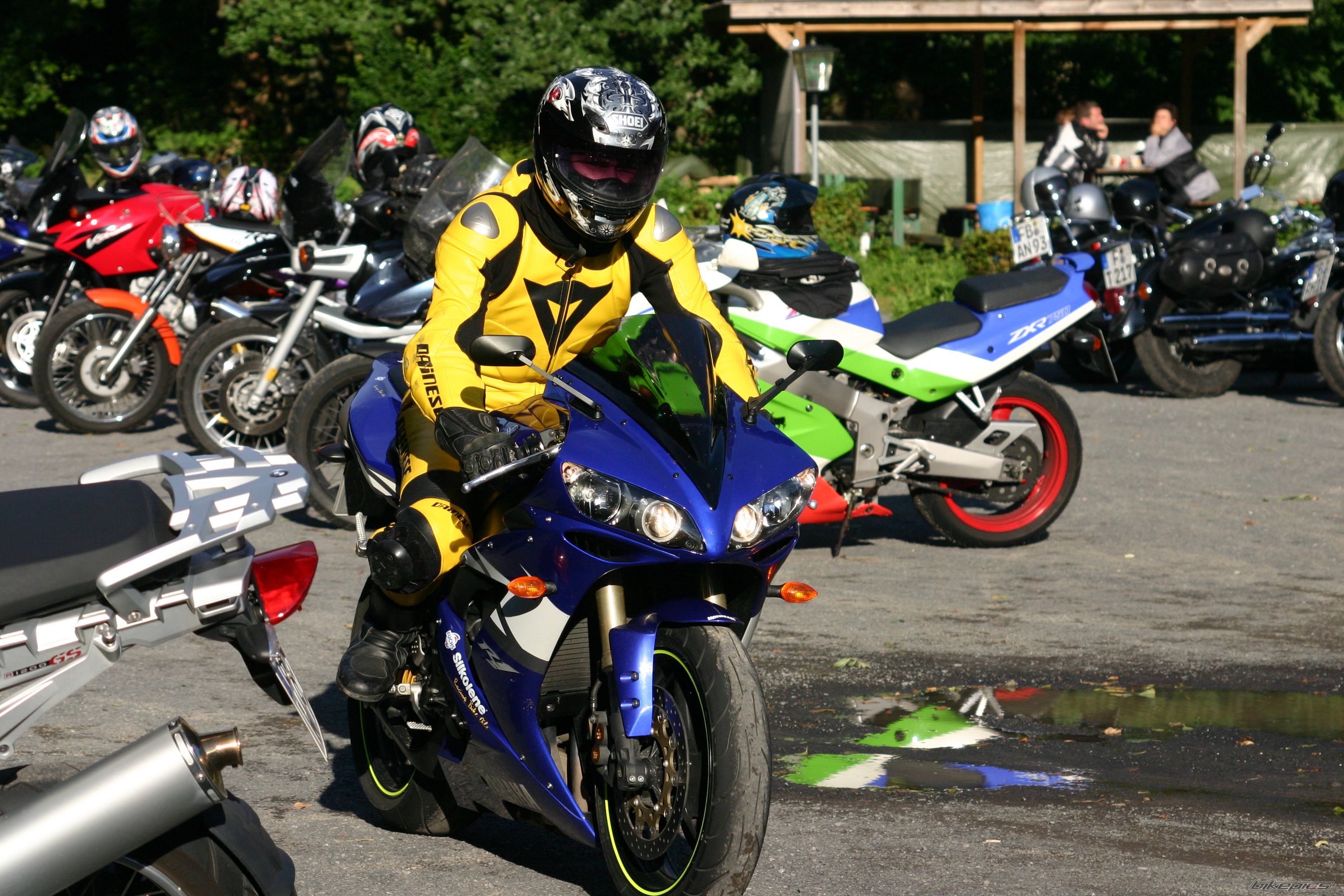 2005 YAMAHA YZF R1 | Picture 1455941 motorcycle photo