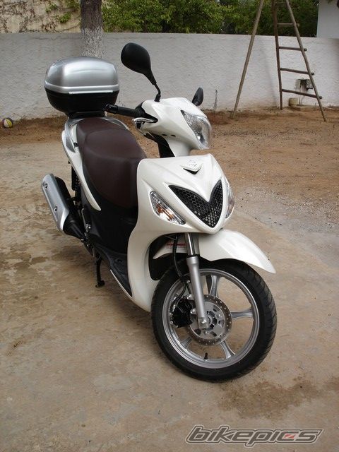 2008 SUZUKI SIXTEEN 150 | Picture 1456102 motorcycle photo