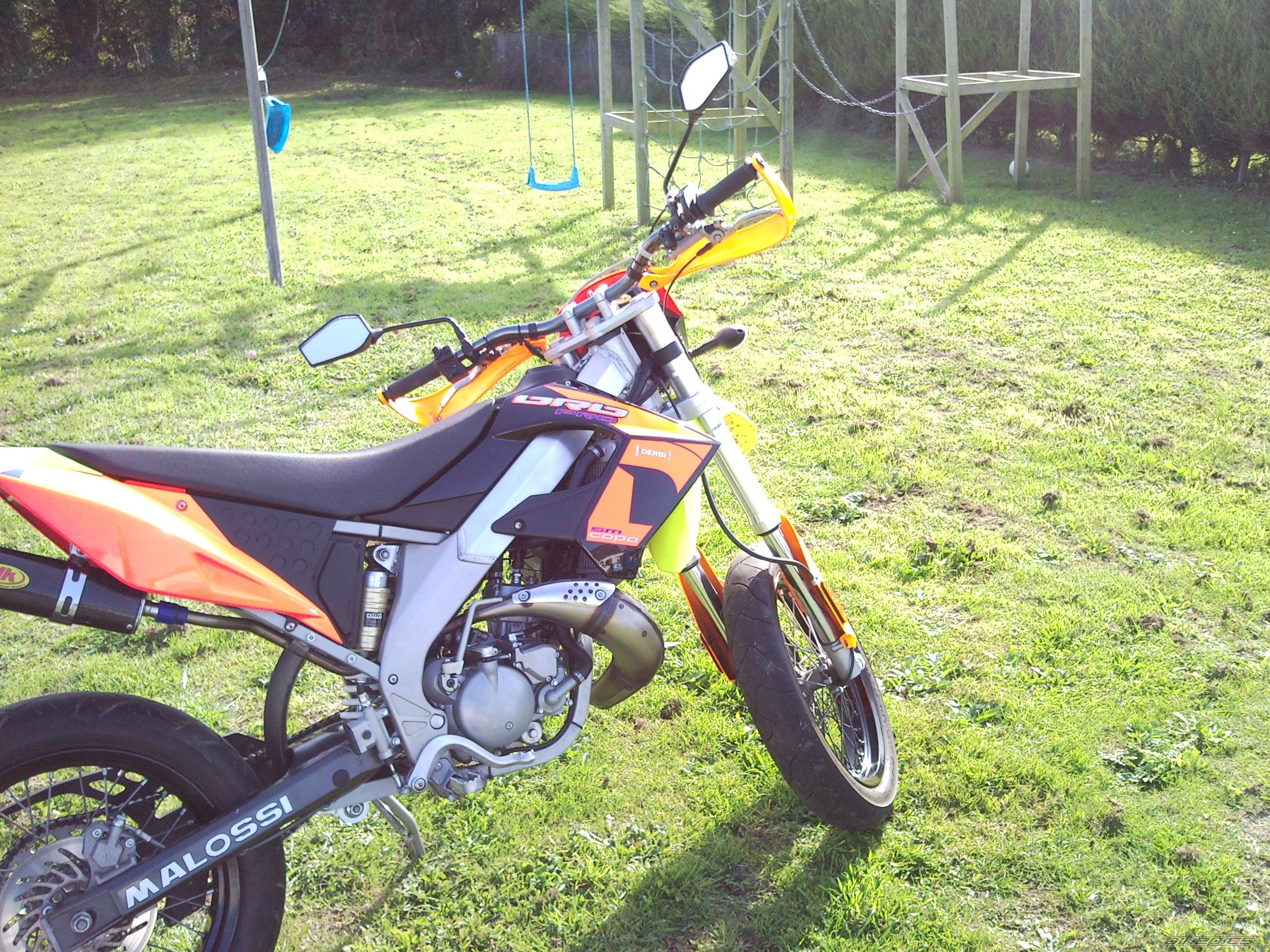2008 DERBI SENDA DRD PRO SM 50 | Picture 1456199 motorcycle photo