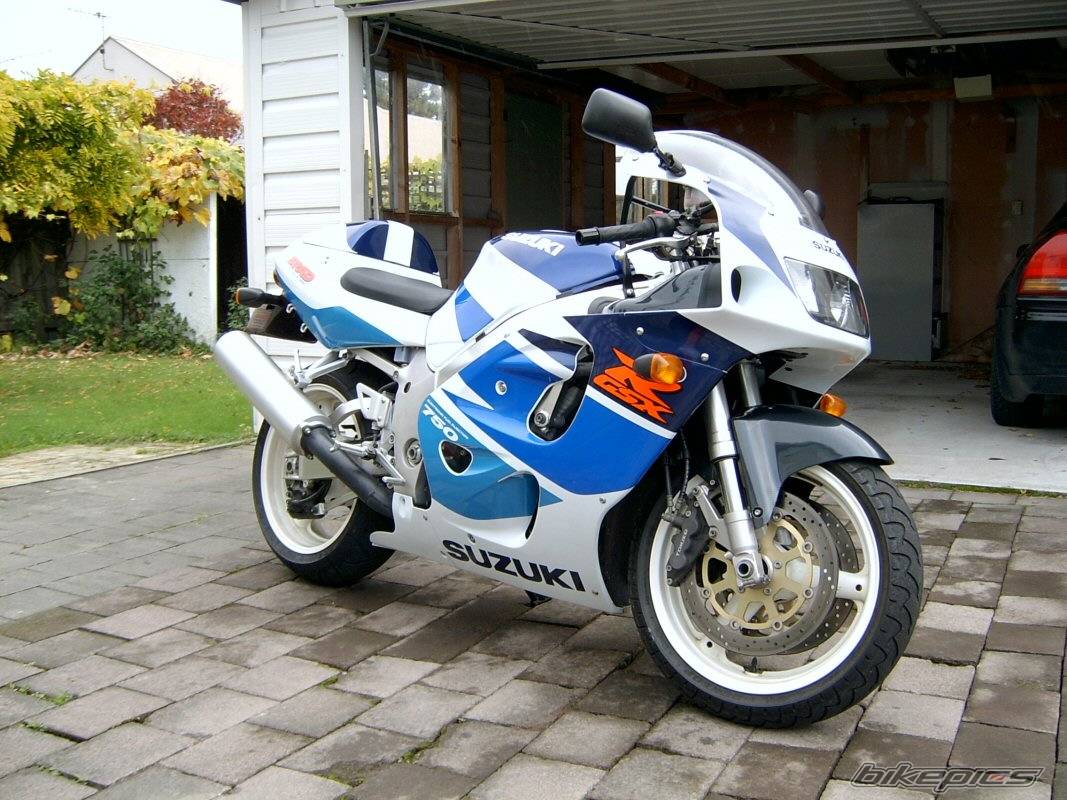 1998 SUZUKI GSX R 750 | Picture 145630 motorcycle photo