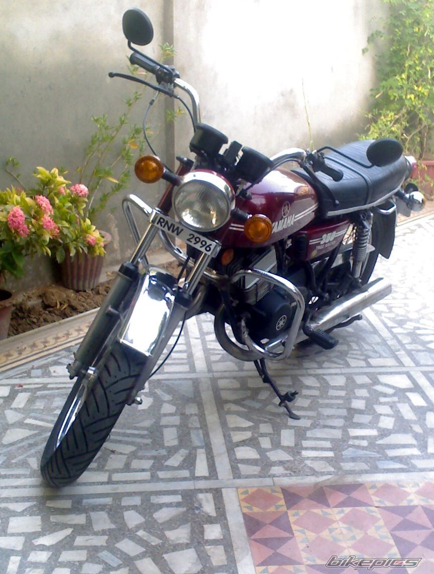 1985 YAMAHA RD 350 | Picture 1456617 motorcycle photo