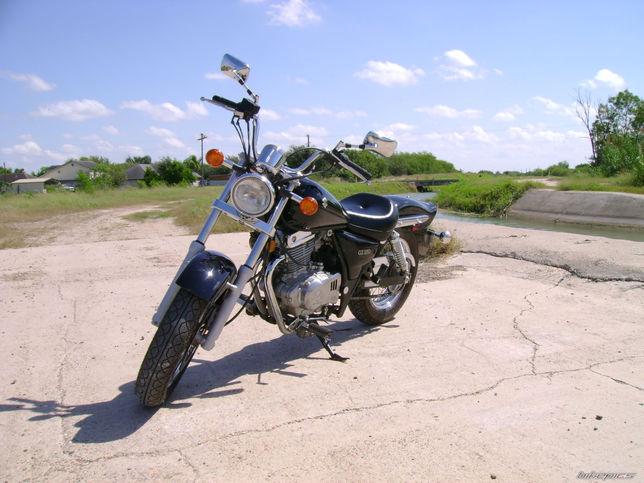 2007 SUZUKI GZ 250 | Picture 1457207 motorcycle photo