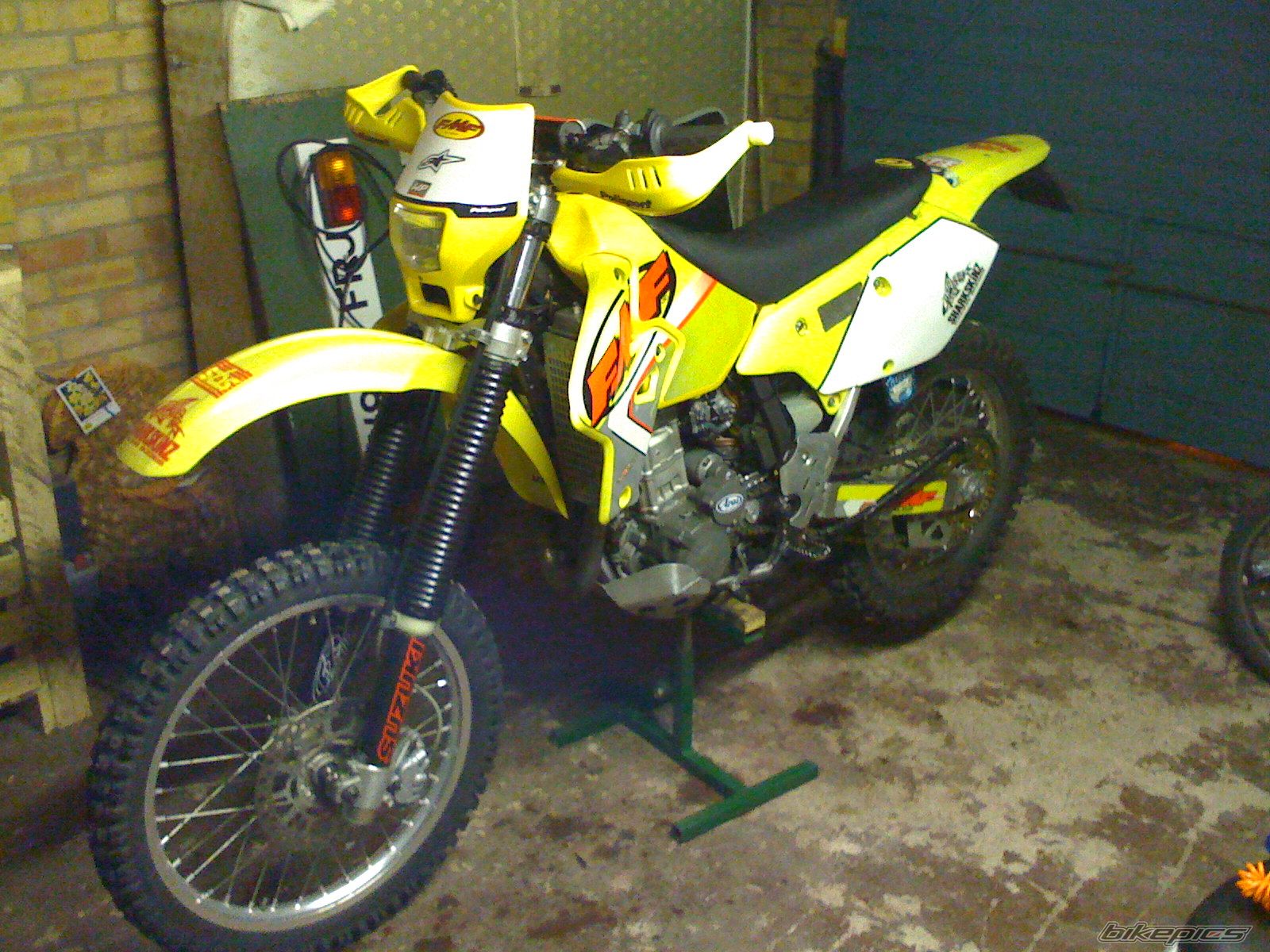 2000 SUZUKI DRZ 400 | Picture 1457819 motorcycle photo