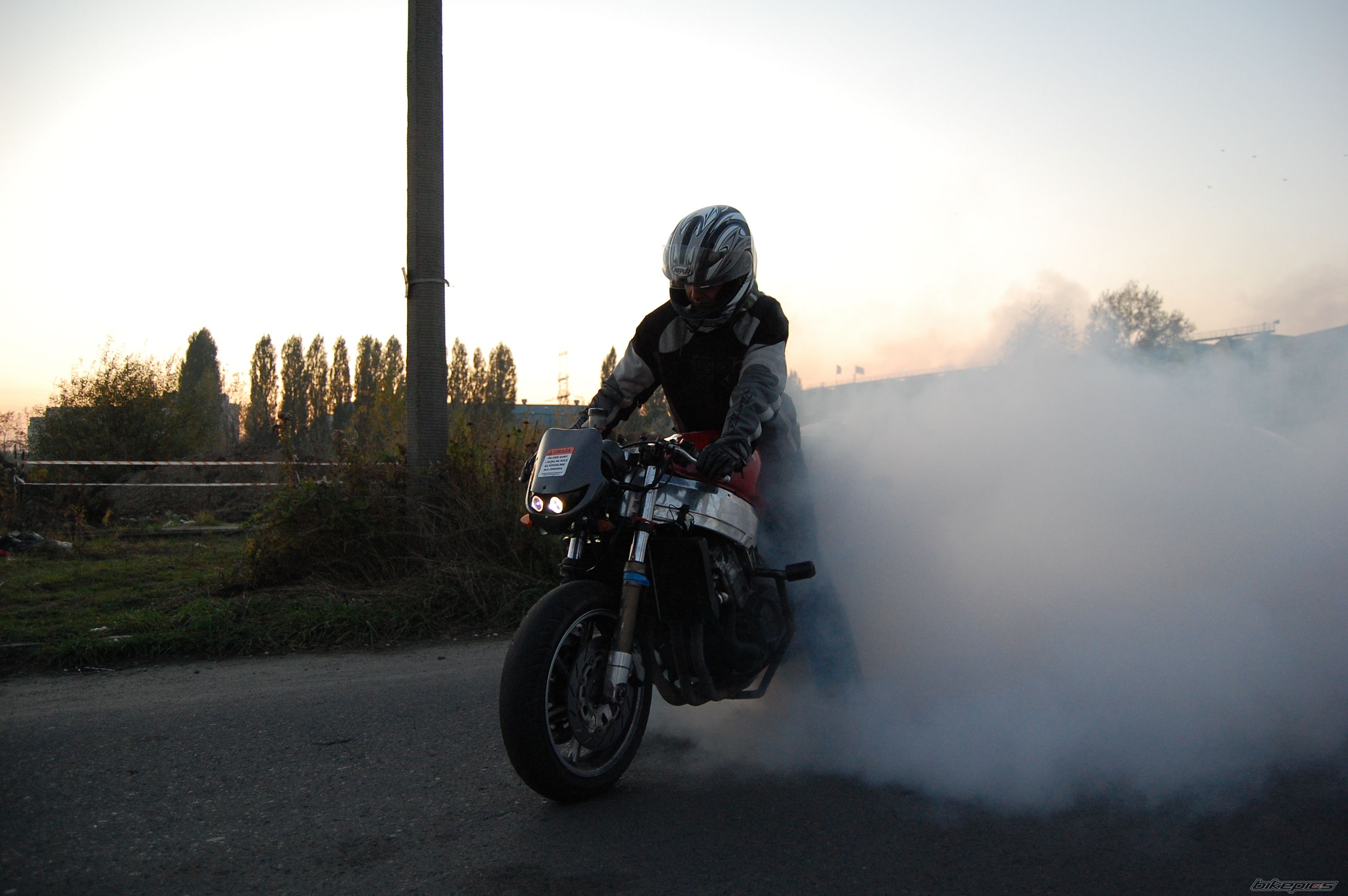 1996 HONDA CBR 900 | Picture 1458947 motorcycle photo