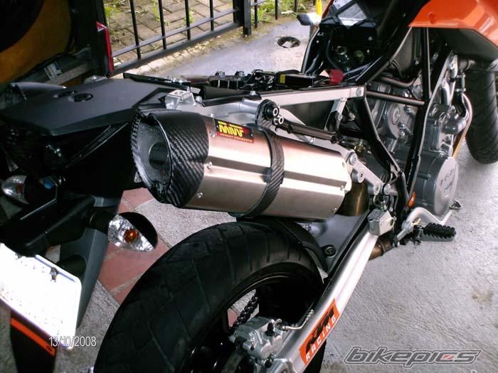 2008 KTM 950 SUPERMOTO | Picture 1459315 motorcycle photo