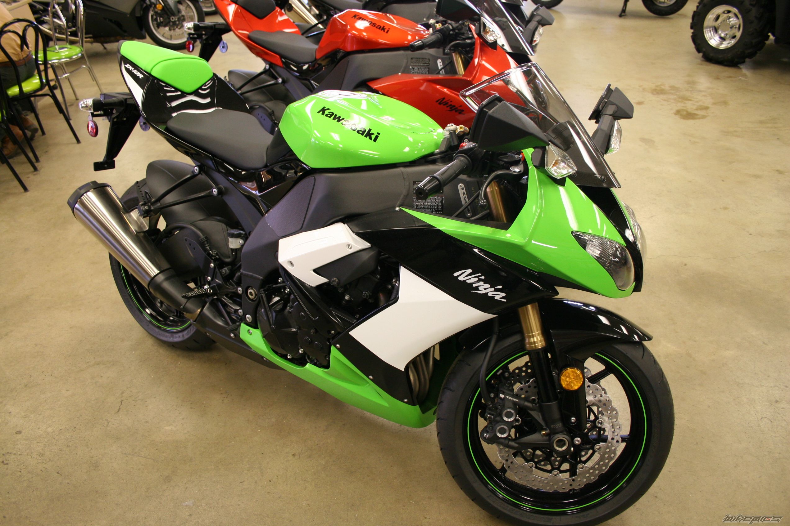 2009 KAWASAKI ZX 10R | Picture 1462291 motorcycle photo
