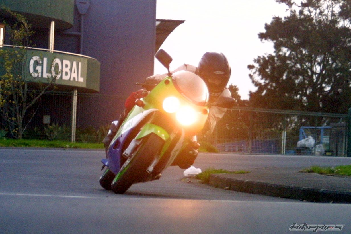 1989 KAWASAKI ZXR 250 | Picture 1463839 motorcycle photo