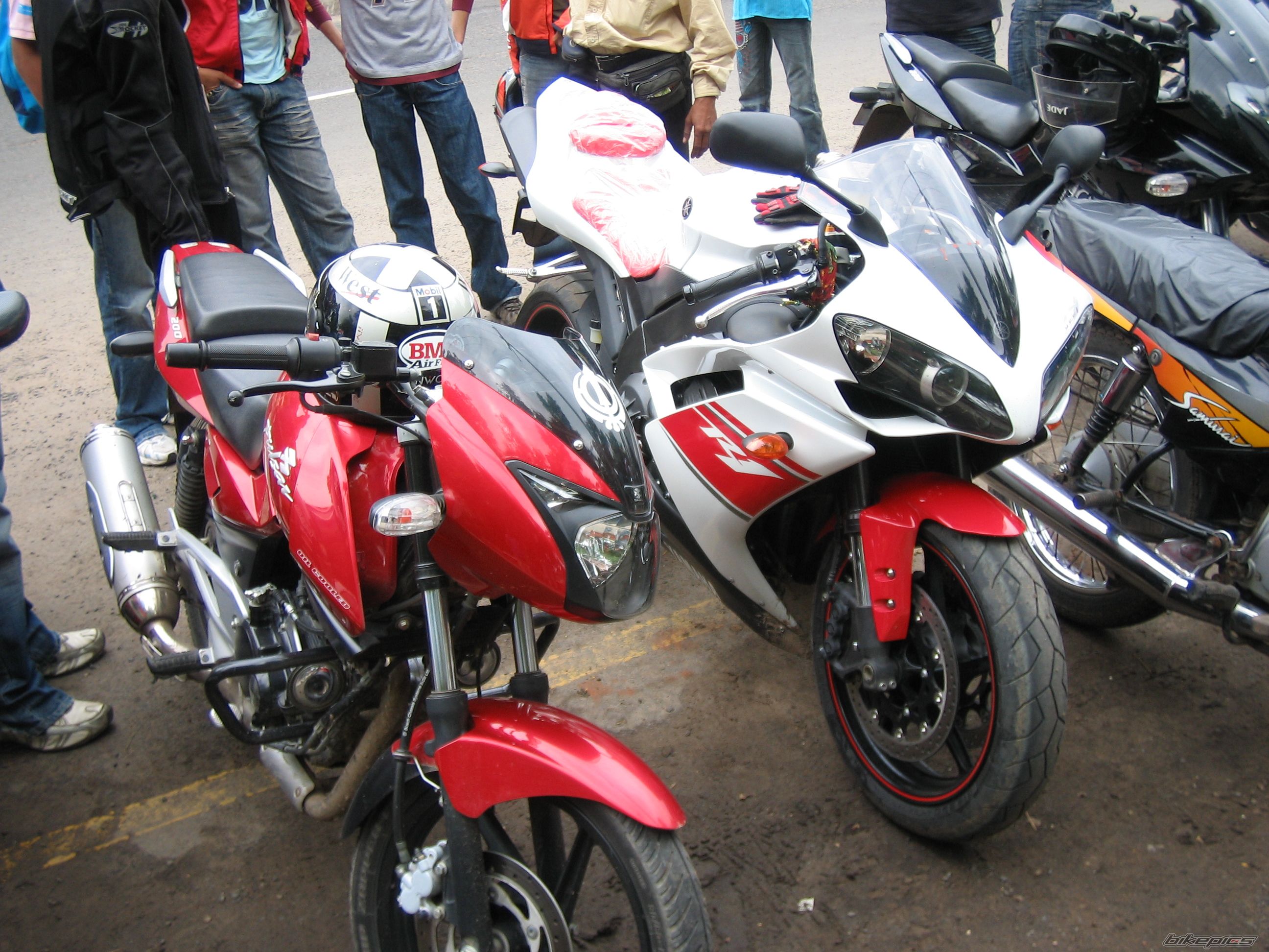 2008 YAMAHA YZF R1 | Picture 1463895 motorcycle photo