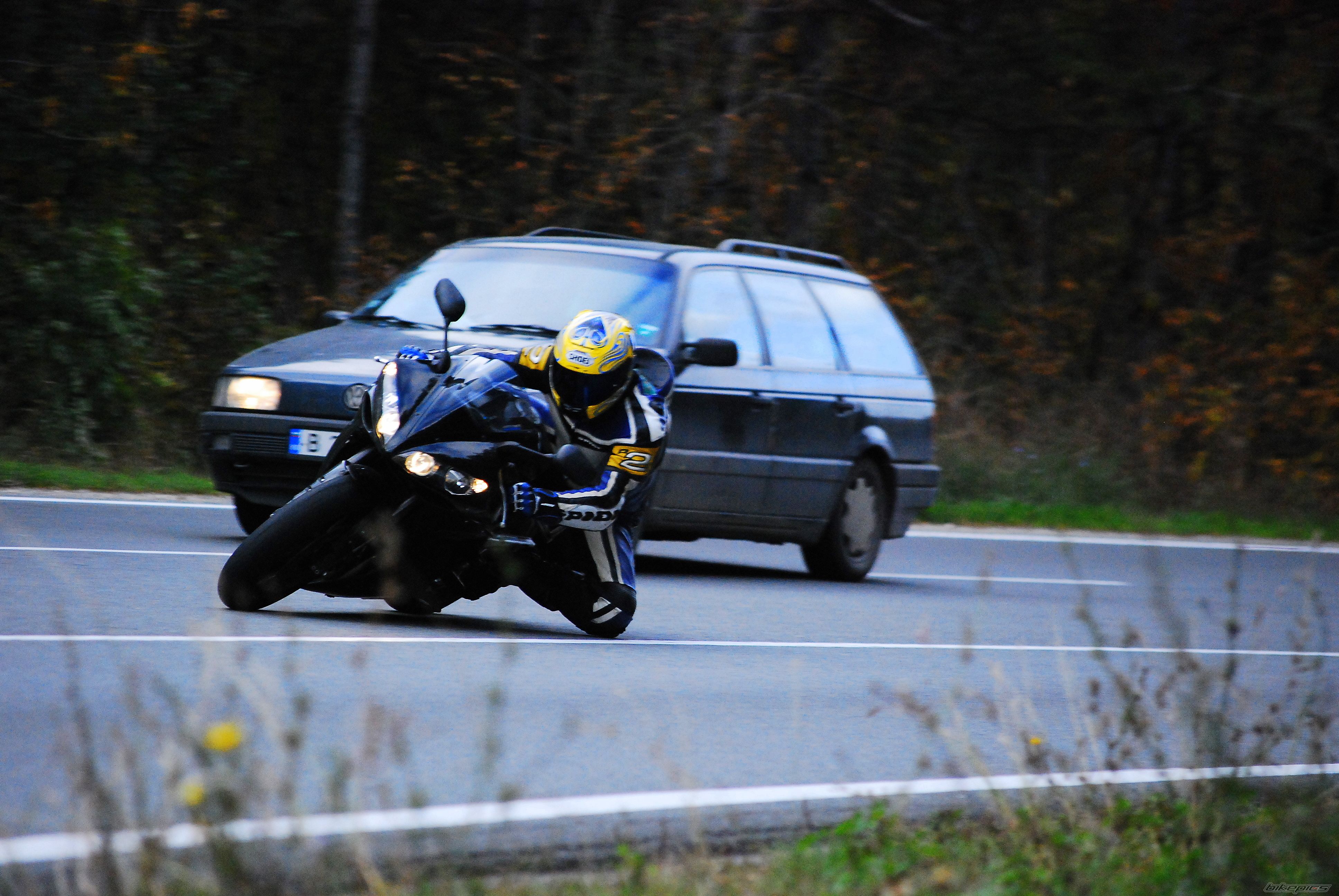 2005 YAMAHA YZF R1 | Picture 1470475 motorcycle photo