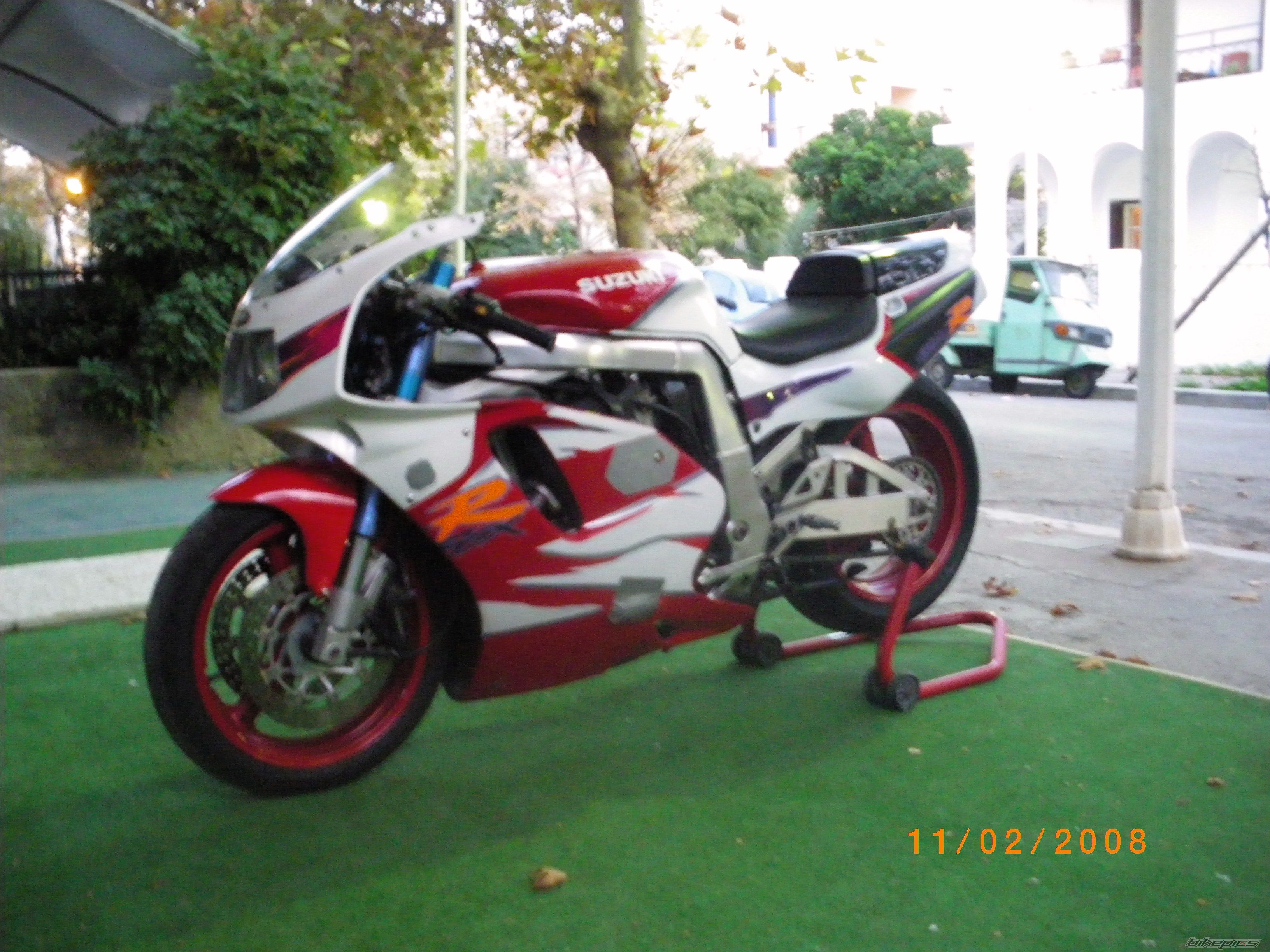 1995 SUZUKI GSX R 1100 | Picture 1470668 motorcycle photo