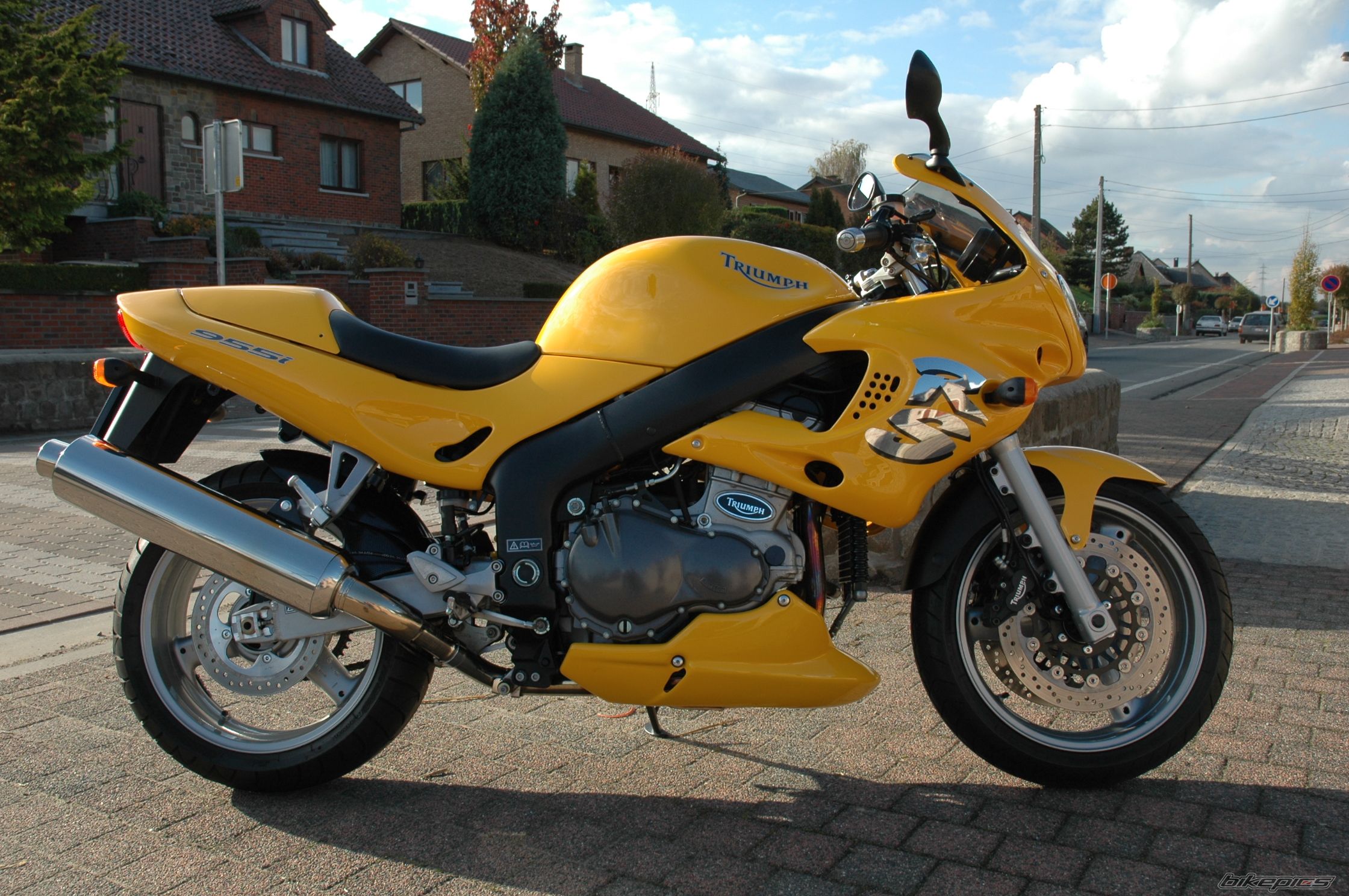 2004 TRIUMPH SPRINT RS | Picture 1471529 motorcycle photo