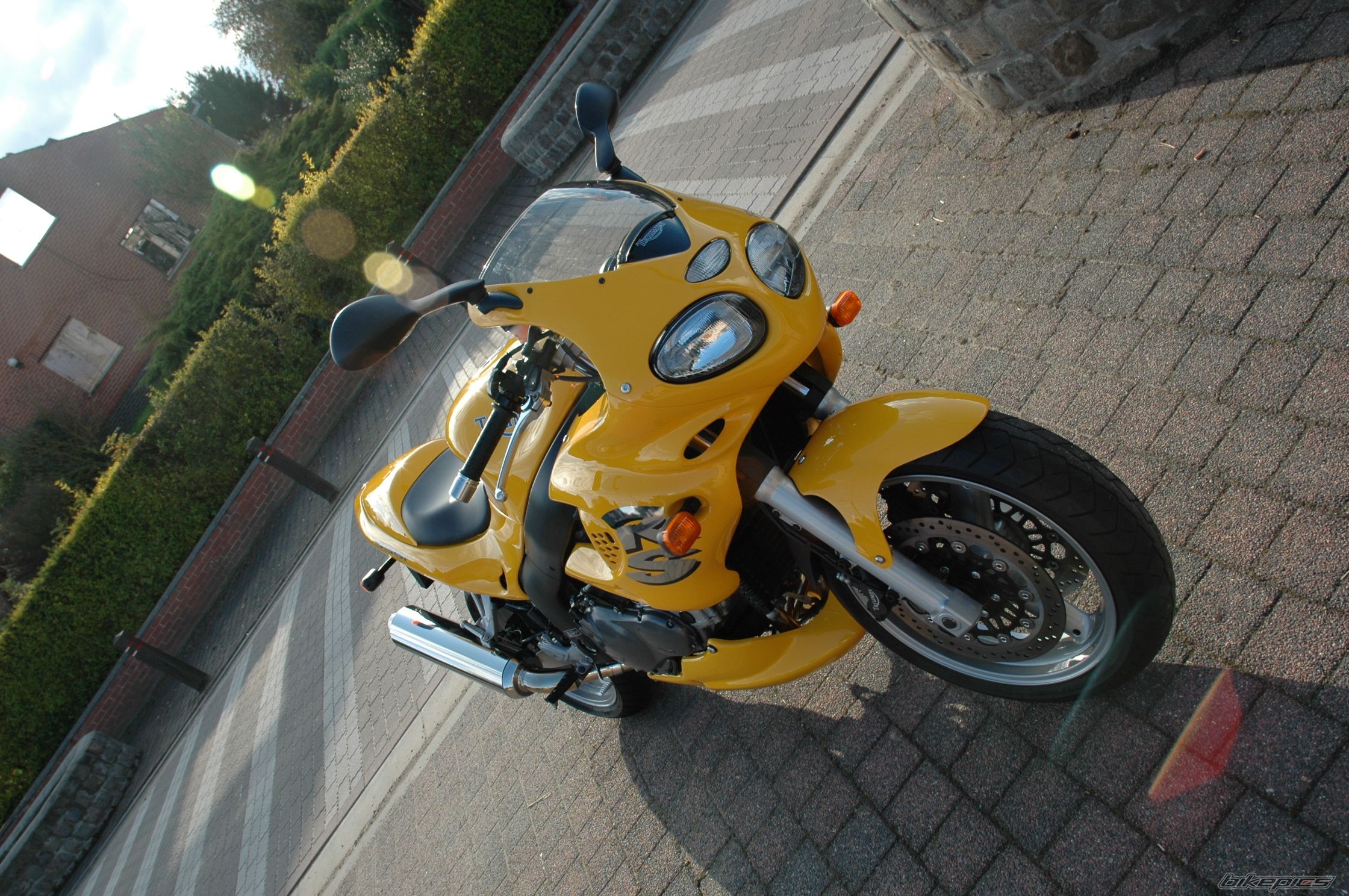 2004 TRIUMPH SPRINT RS | Picture 1471538 motorcycle photo