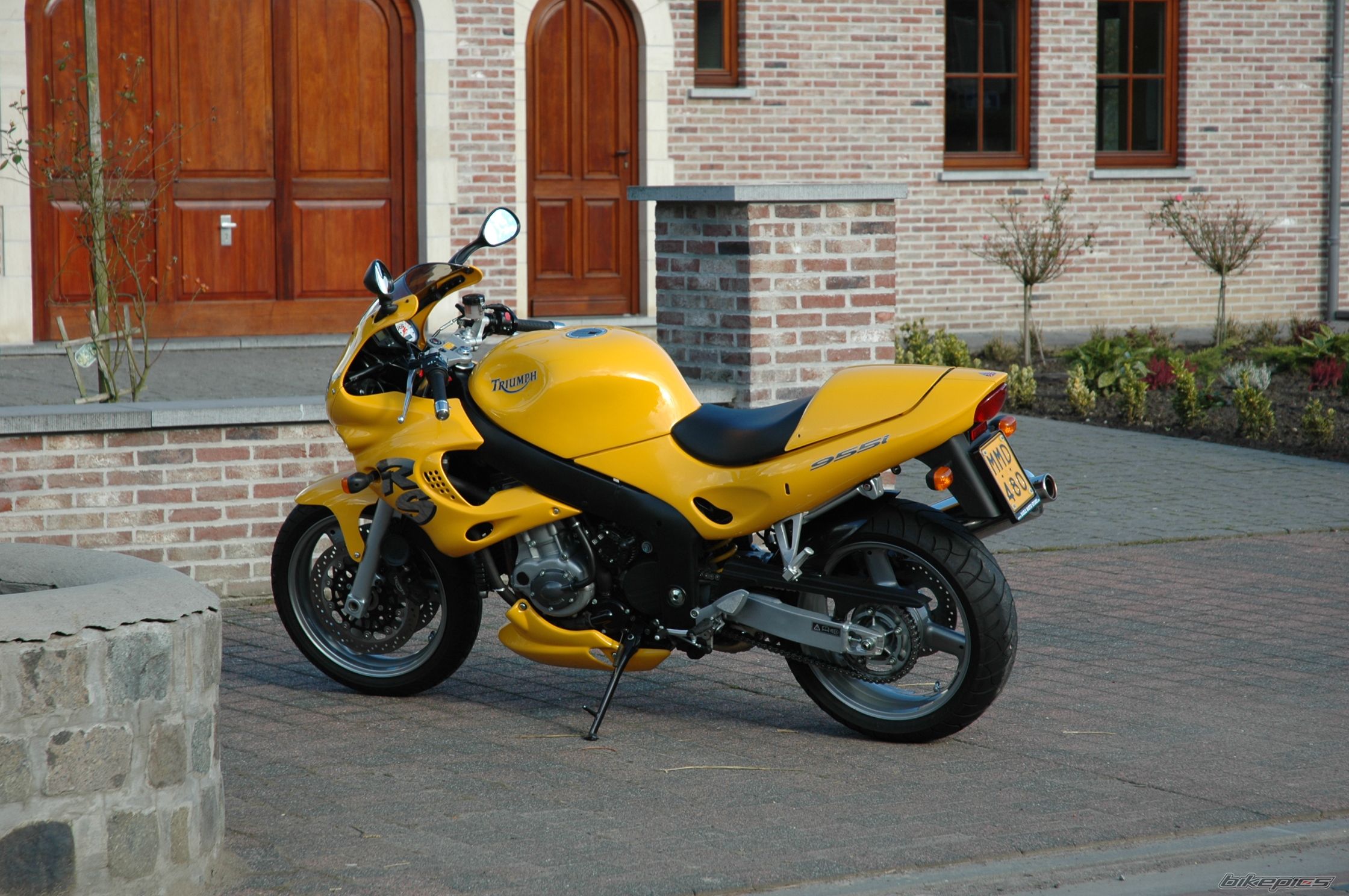 2004 TRIUMPH SPRINT RS | Picture 1471550 motorcycle photo