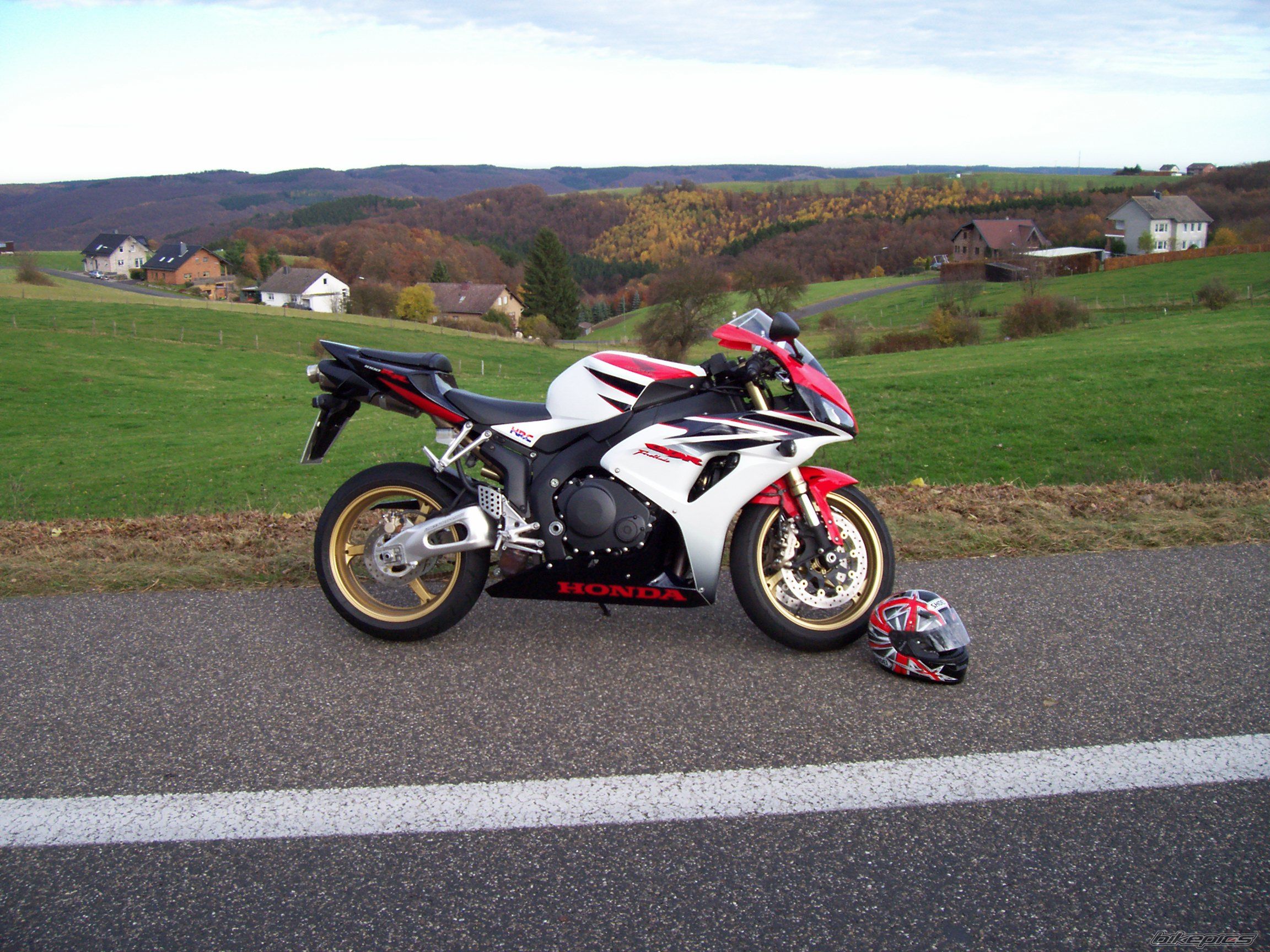 2007 HONDA CBR 1000  RR | Picture 1471696 motorcycle photo