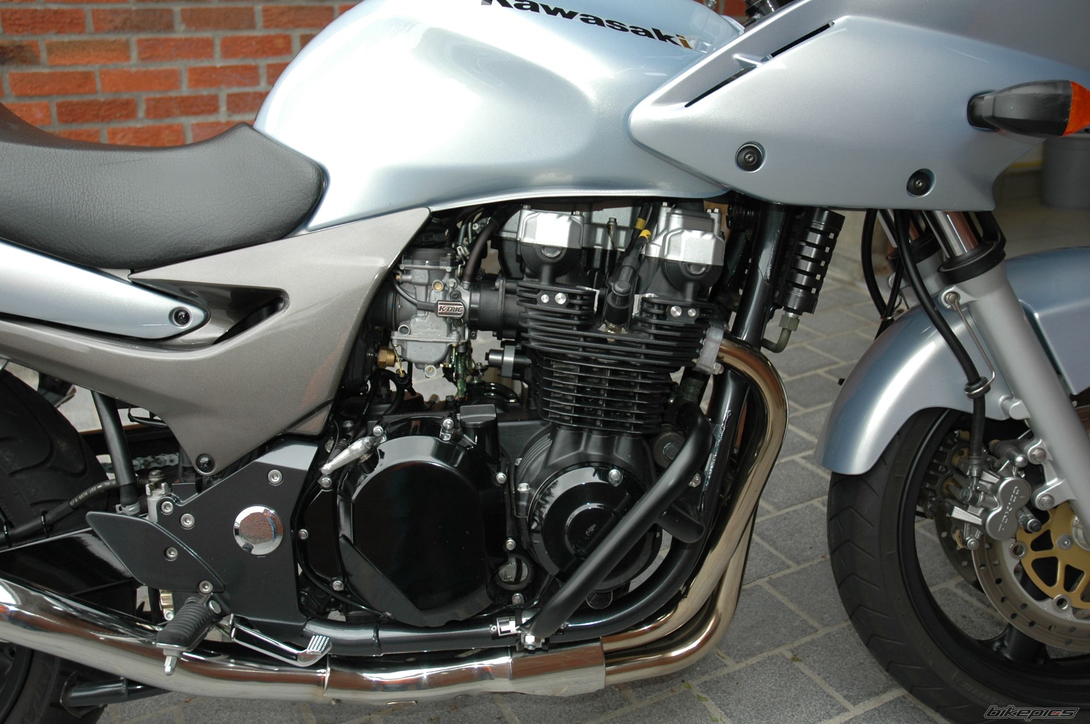 2004 KAWASAKI ZR7S | Picture 1471765 motorcycle photo