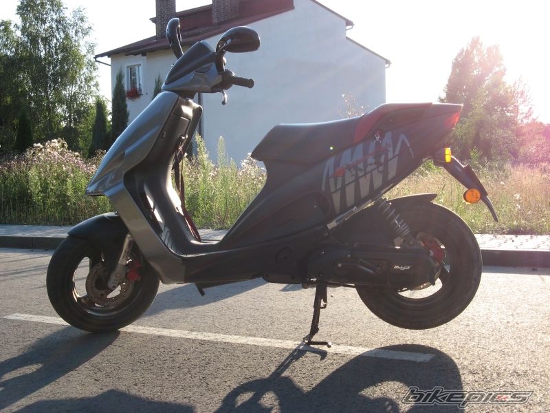 2004 MALAGUTI PHANTOM 50 F12 | Picture 1473043 motorcycle photo