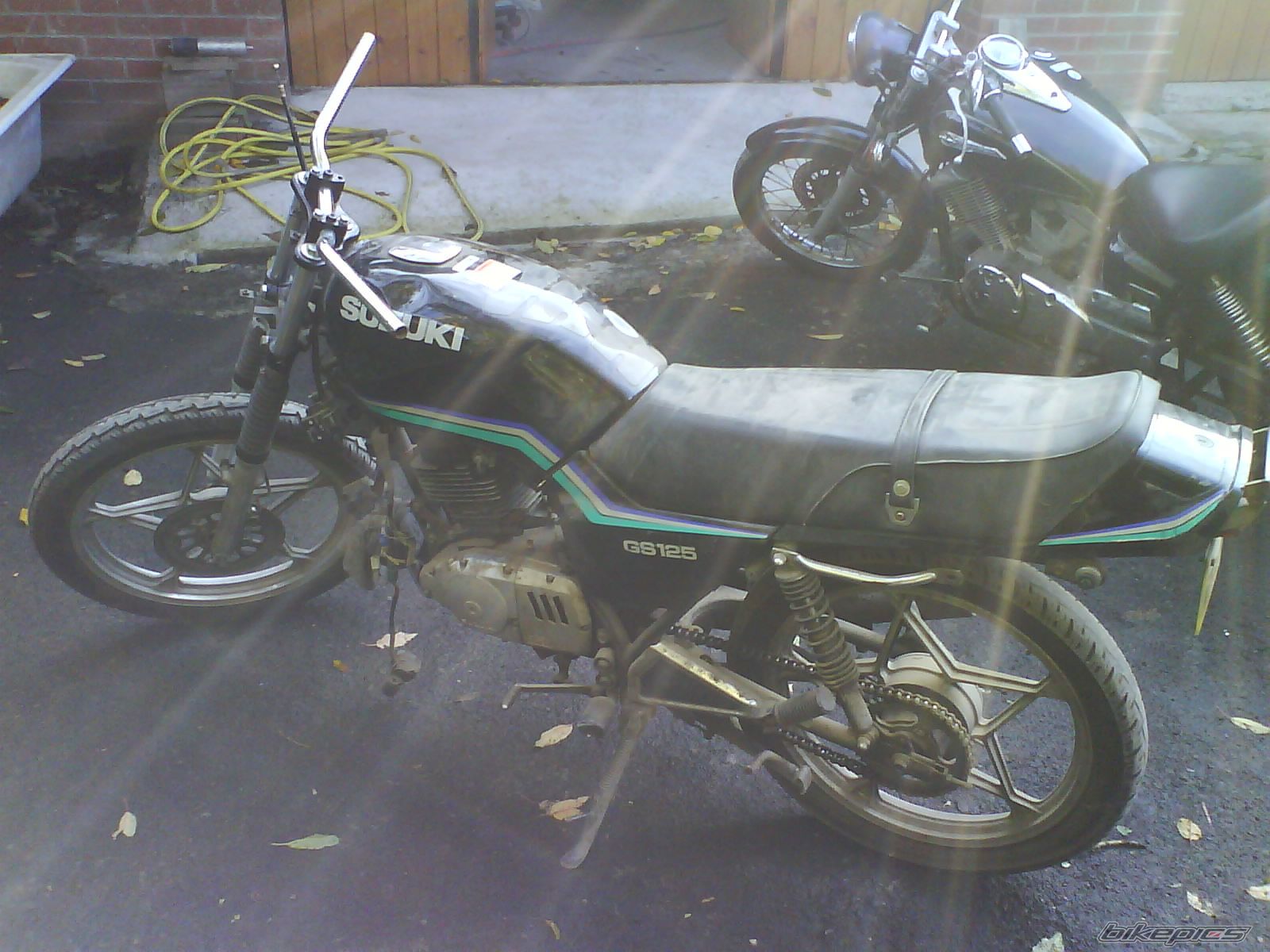 1998 SUZUKI GS 125 | Picture 1473406 motorcycle photo