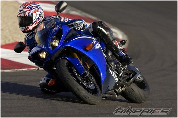 2009 YAMAHA YZF R1 | Picture 1473424 motorcycle photo