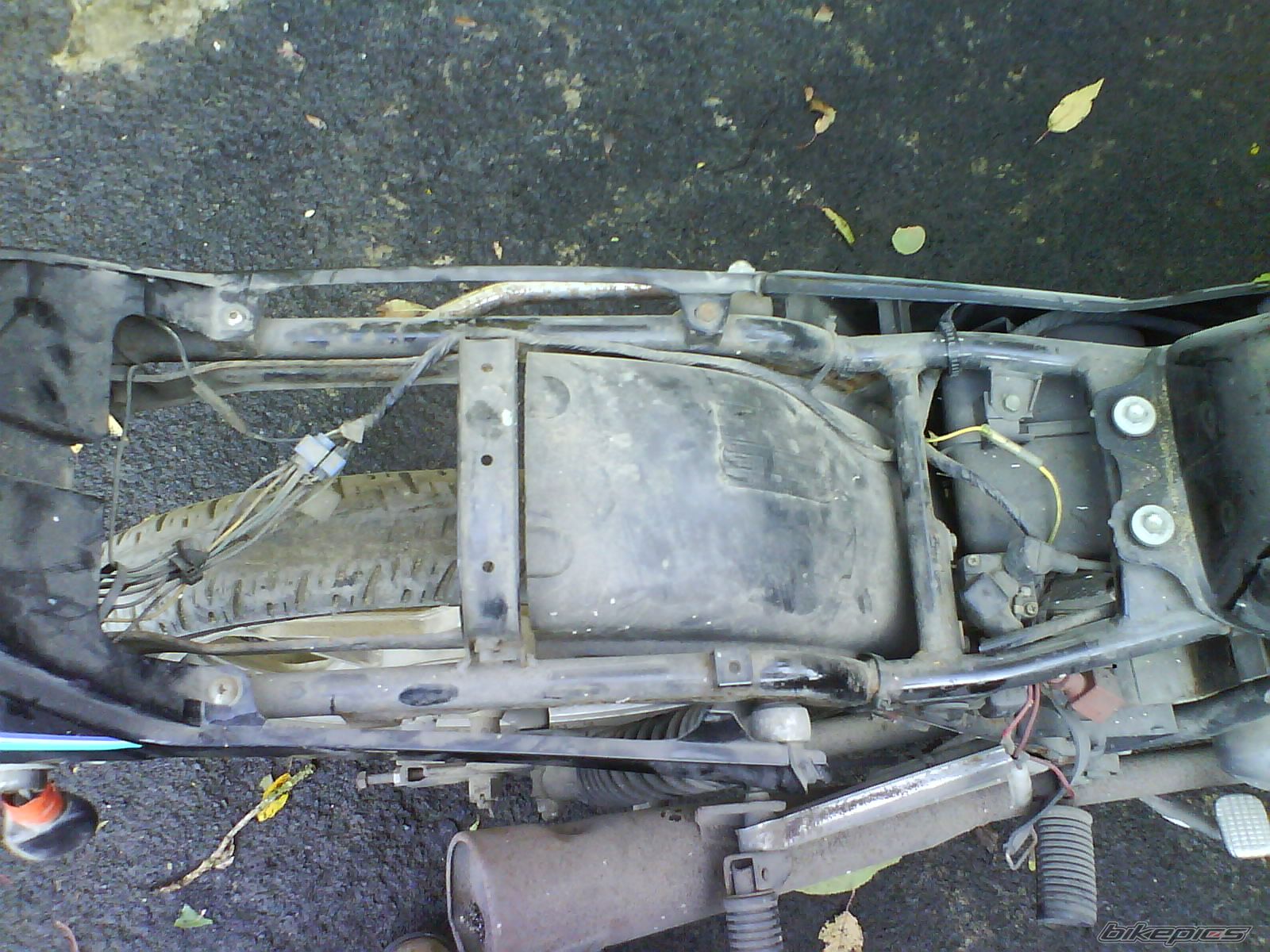 1998 SUZUKI GS 125 | Picture 1473455 motorcycle photo