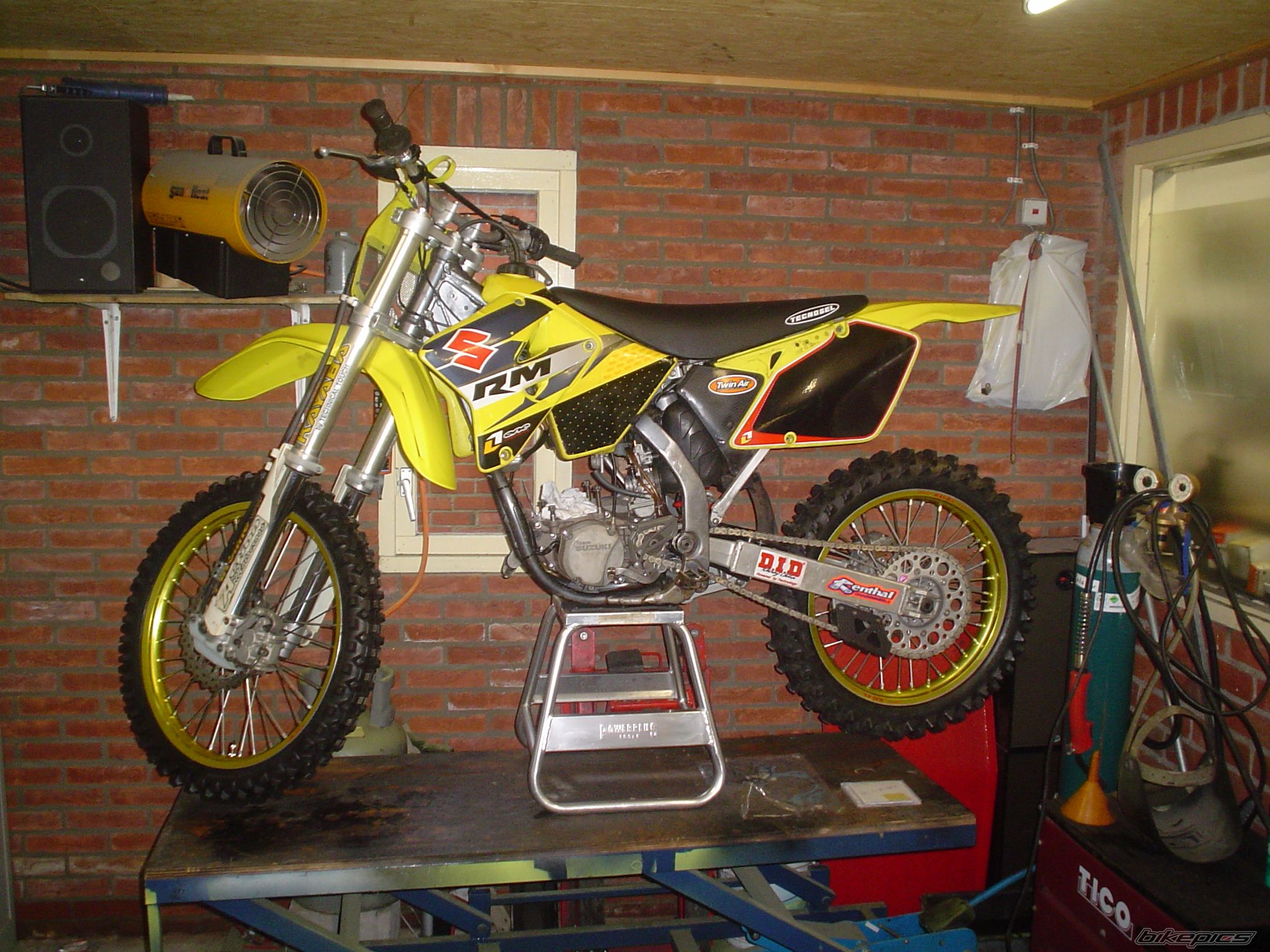 2003 SUZUKI RM 250 | Picture 1473977 motorcycle photo