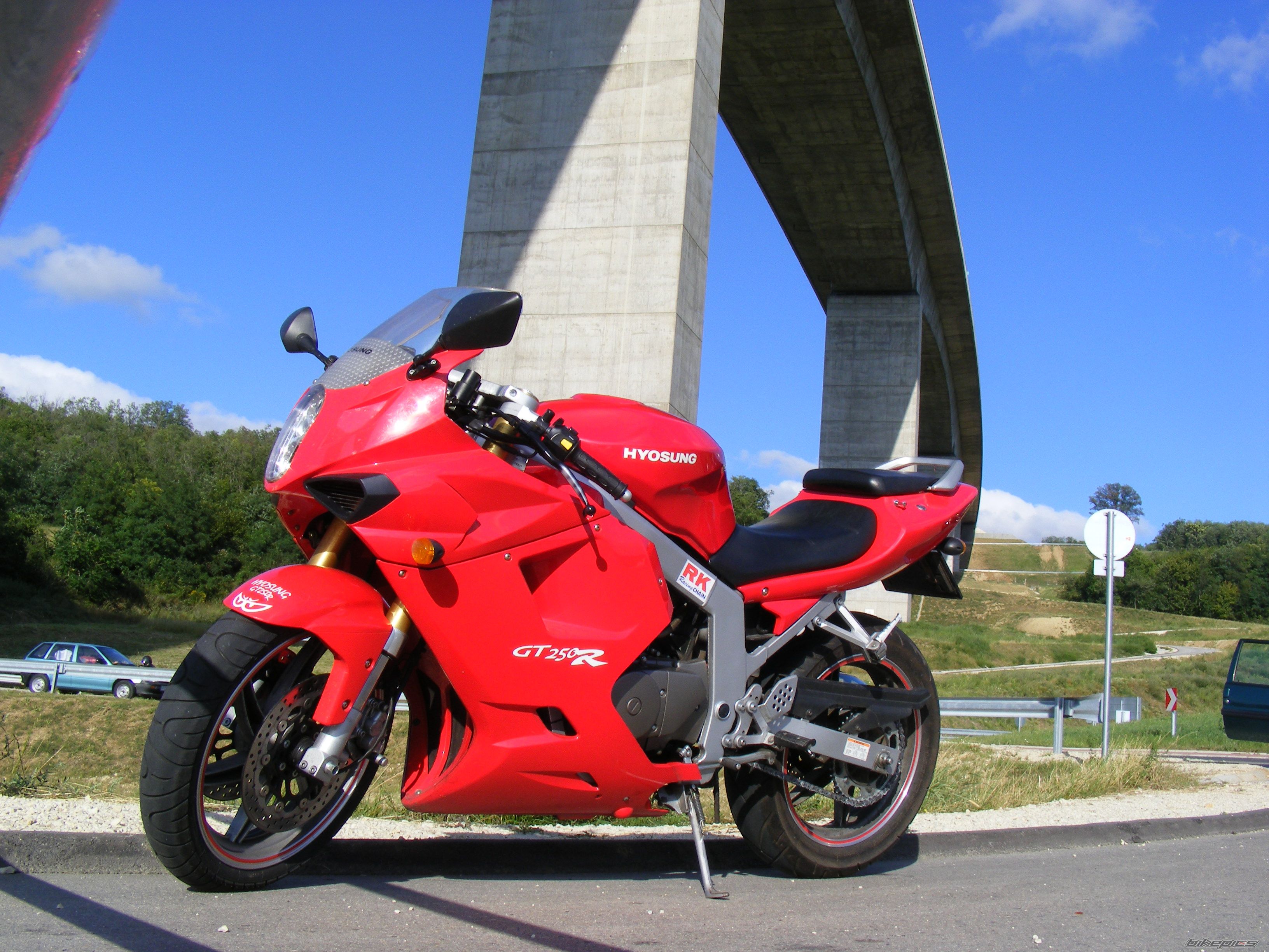 2006 HYOSUNG GT 250 R COMET | Picture 1475976 motorcycle photo