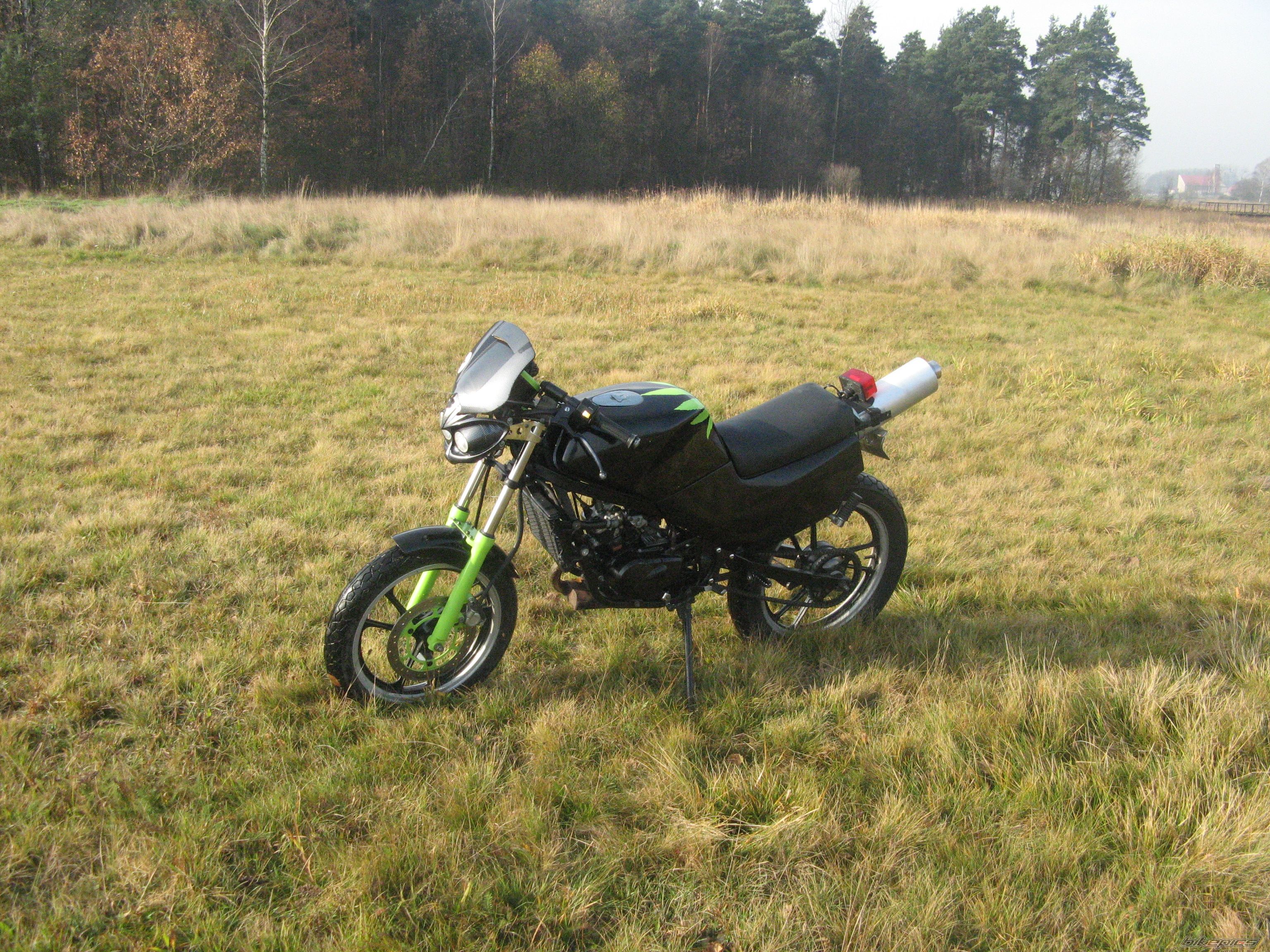 1993 SUZUKI RG 80 | Picture 1476233 motorcycle photo