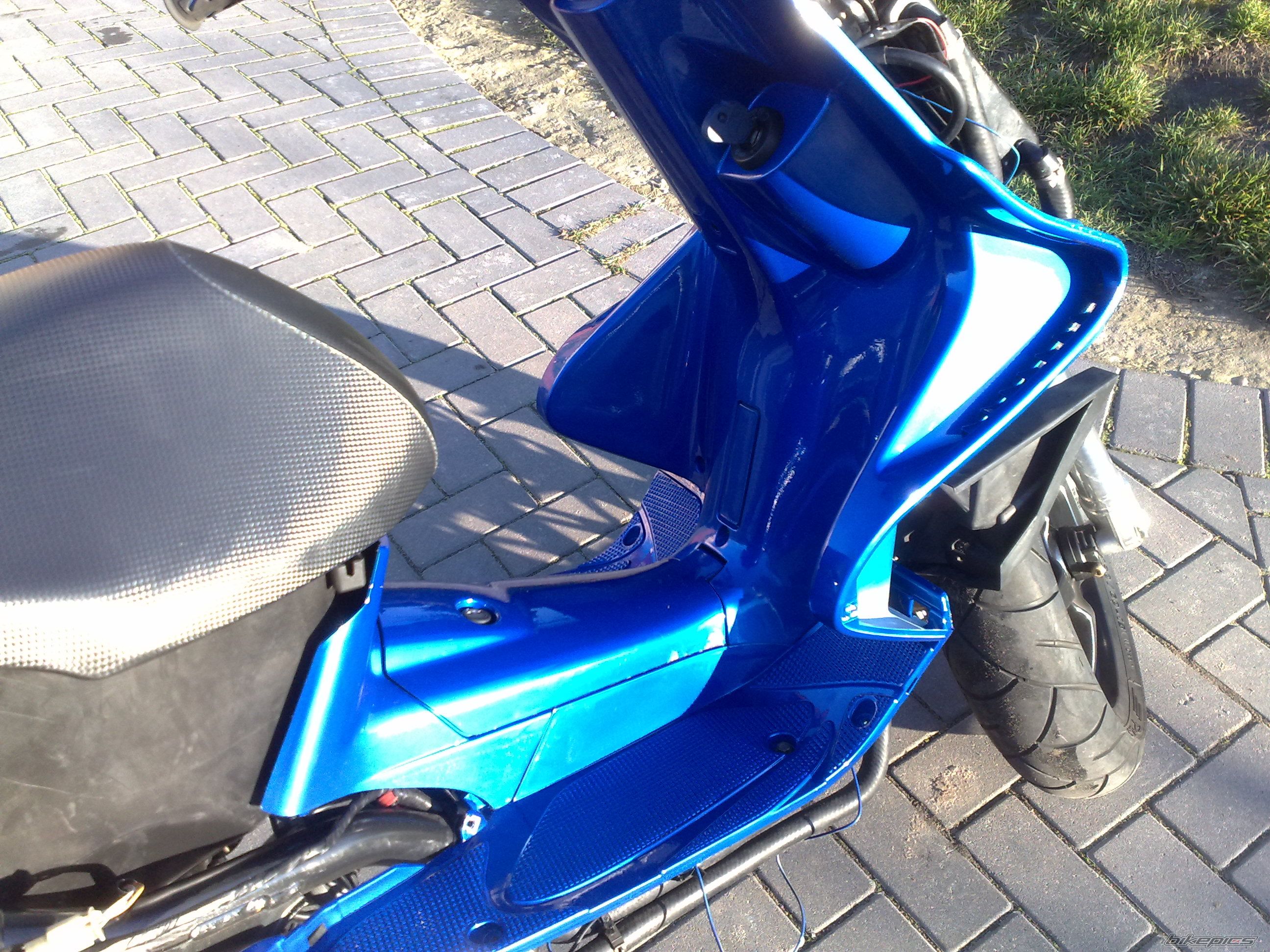 2004 YAMAHA AEROX 50 | Picture 1476552 motorcycle photo