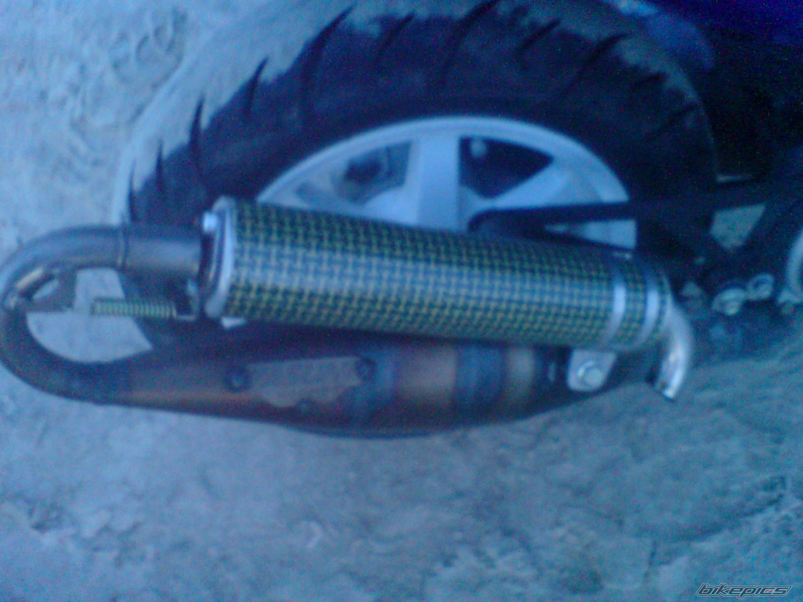 2004 YAMAHA JOG R CS 50 | Picture 1477891 motorcycle photo