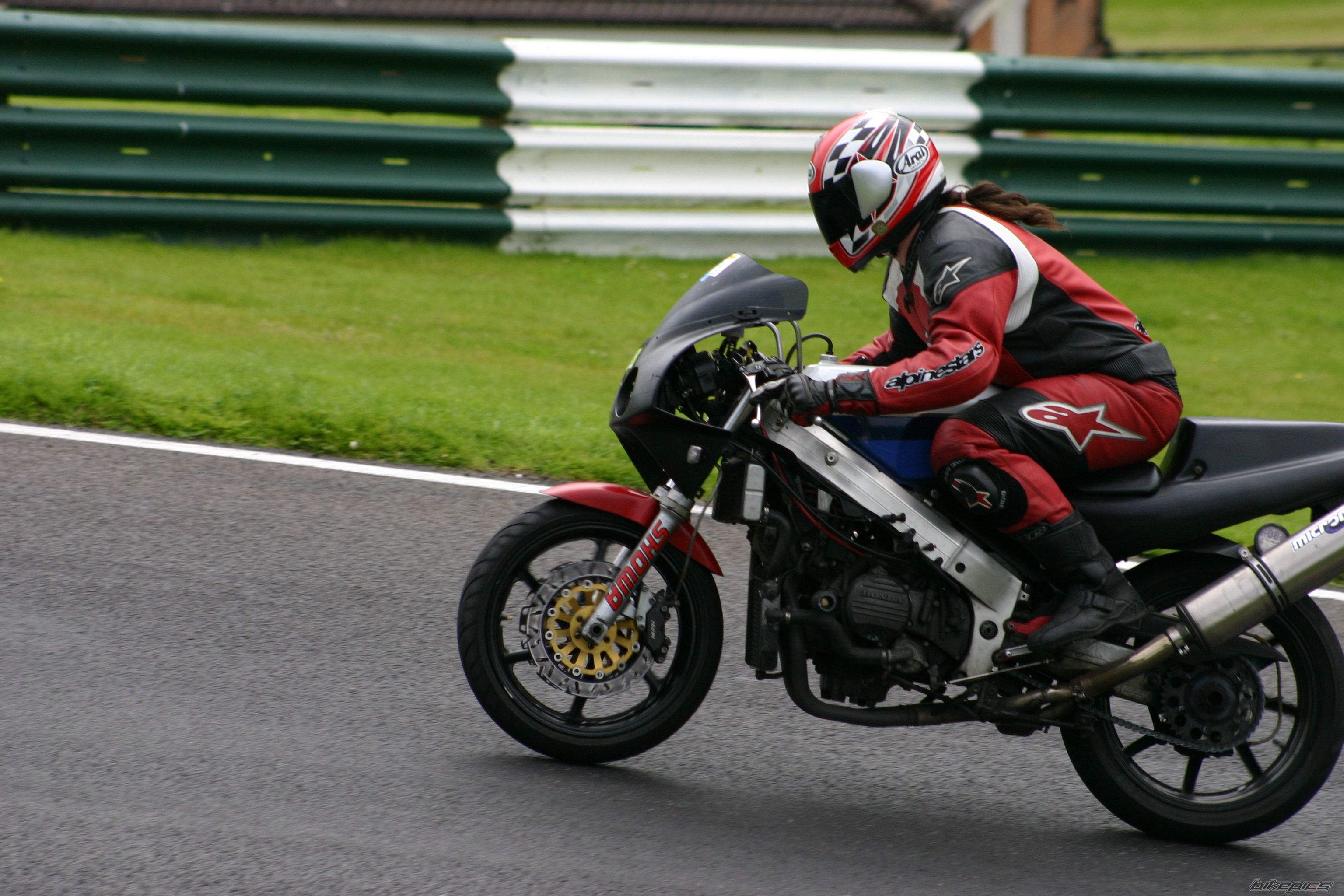 1989 HONDA VFR 400 | Picture 1478457 motorcycle photo