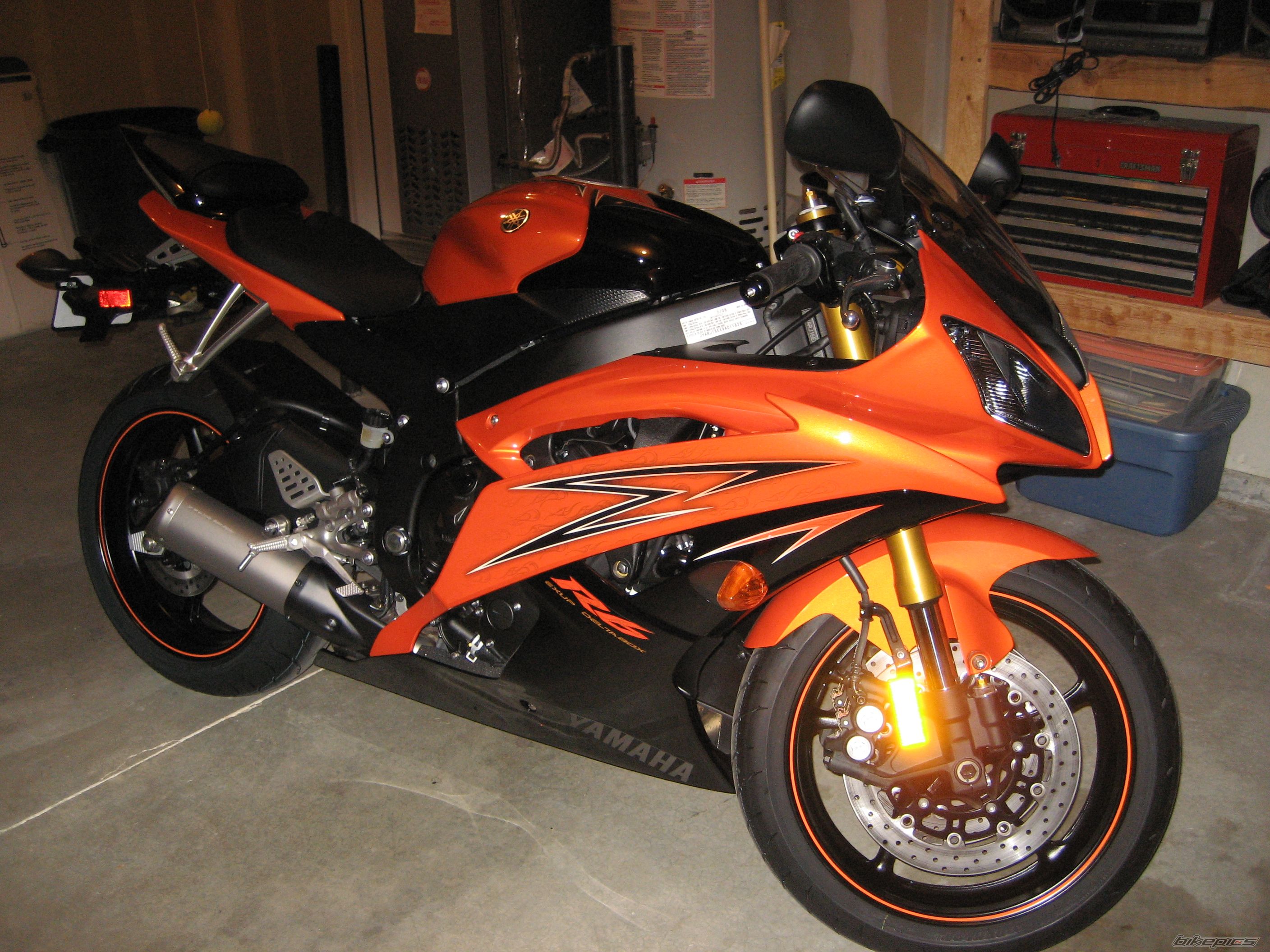2009 YAMAHA YZF R6 | Picture 1479084 motorcycle photo
