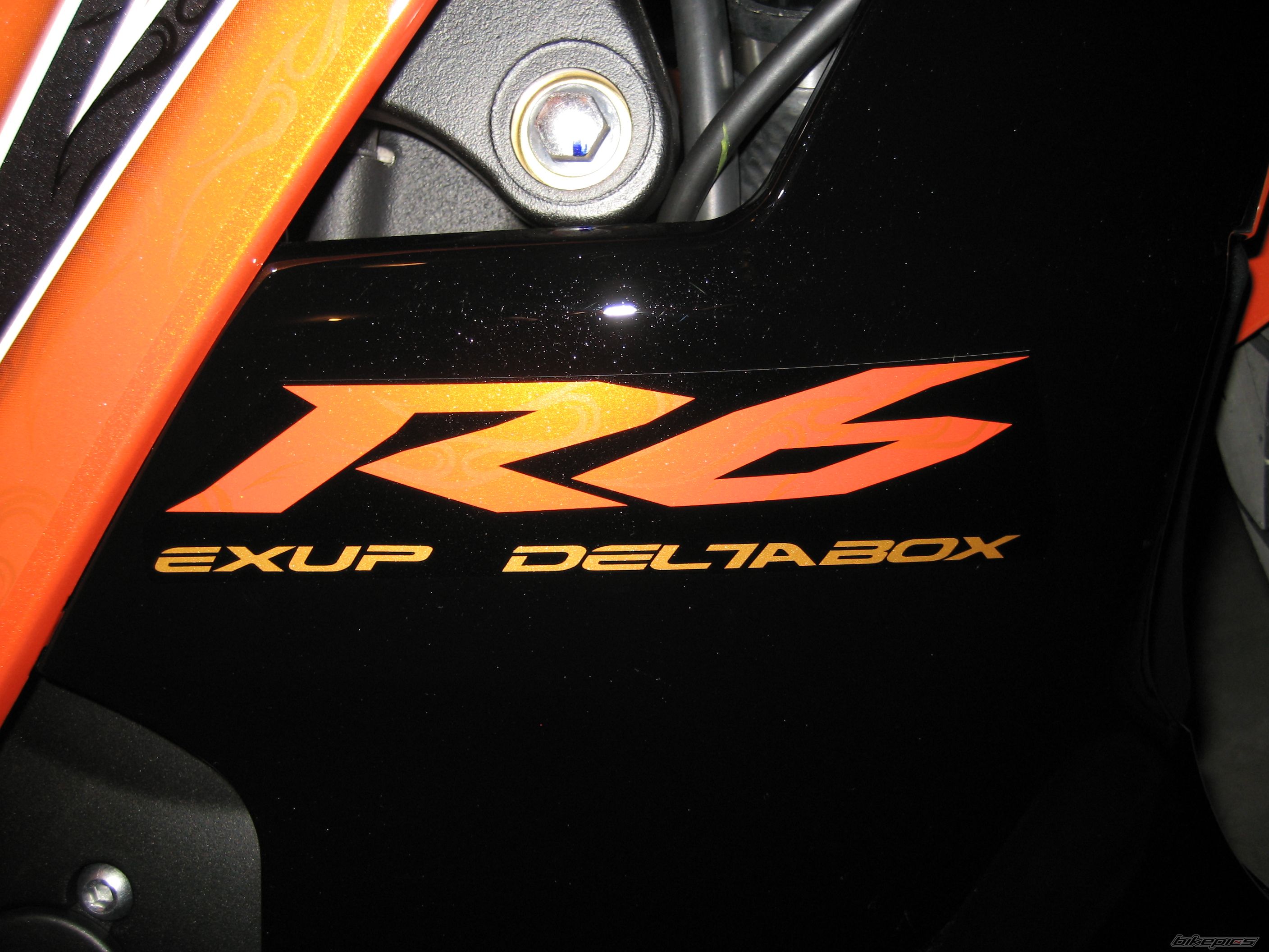 2009 YAMAHA YZF R6 | Picture 1479131 motorcycle photo