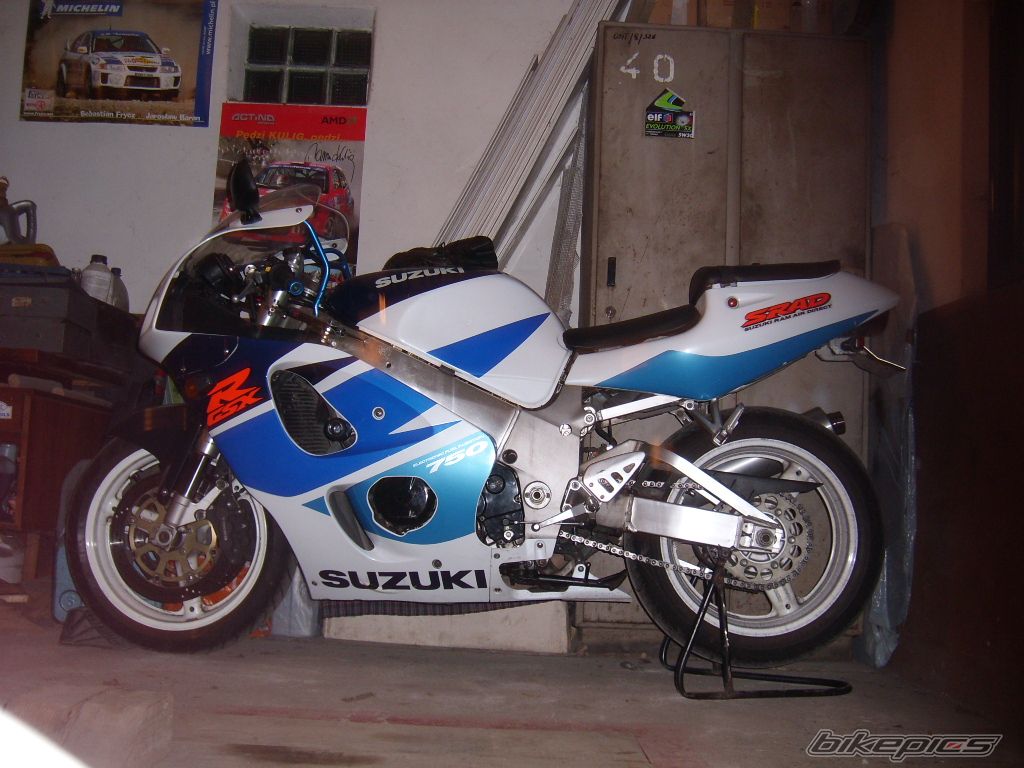 1998 SUZUKI GSX R 750 | Picture 1480199 motorcycle photo