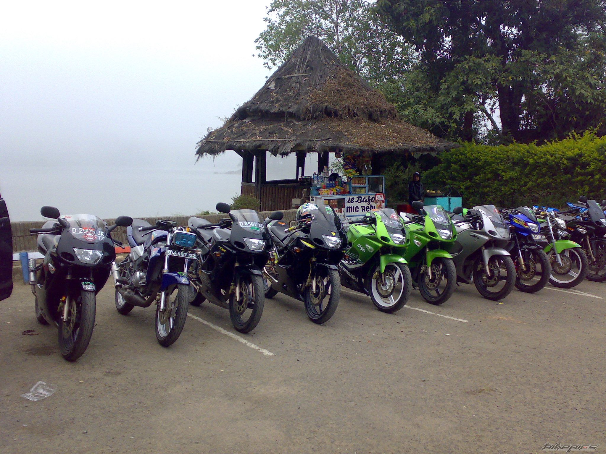 2009 KAWASAKI KR 150 | Picture 1481640 motorcycle photo