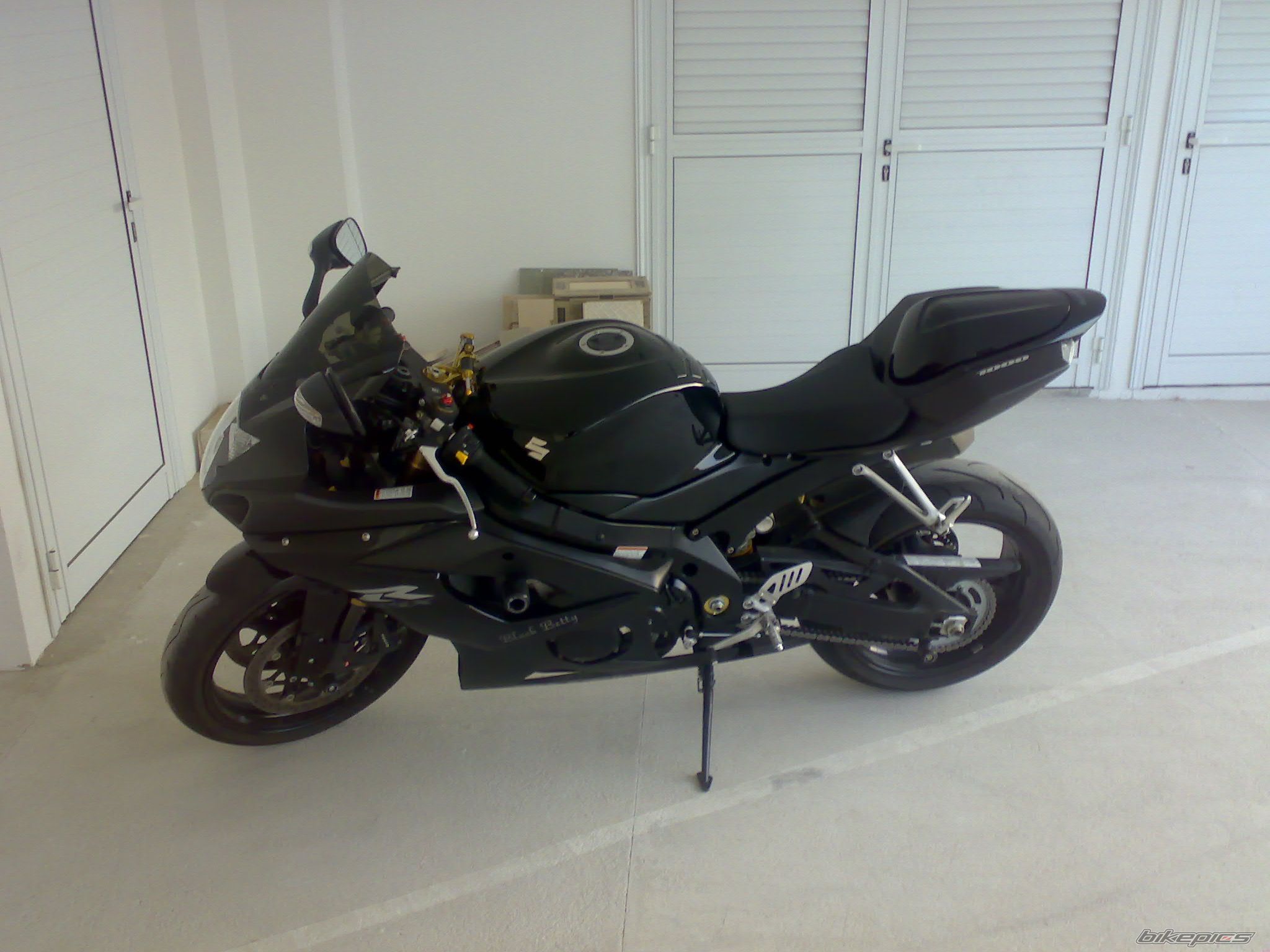 2004 SUZUKI GSX R 1000 | Picture 1482821 motorcycle photo