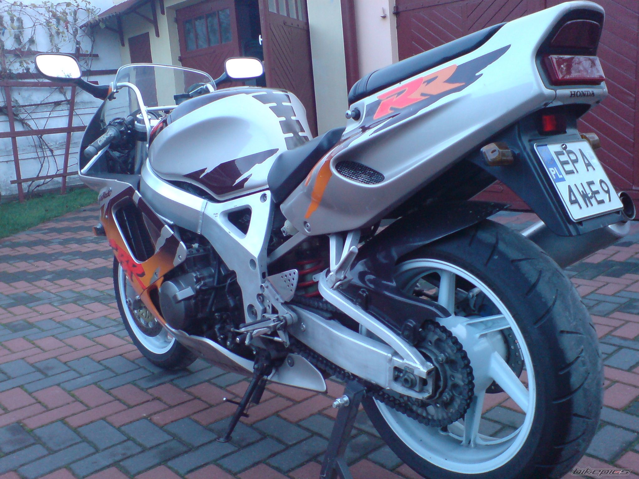 1995 HONDA CBR 900 | Picture 1484800 motorcycle photo