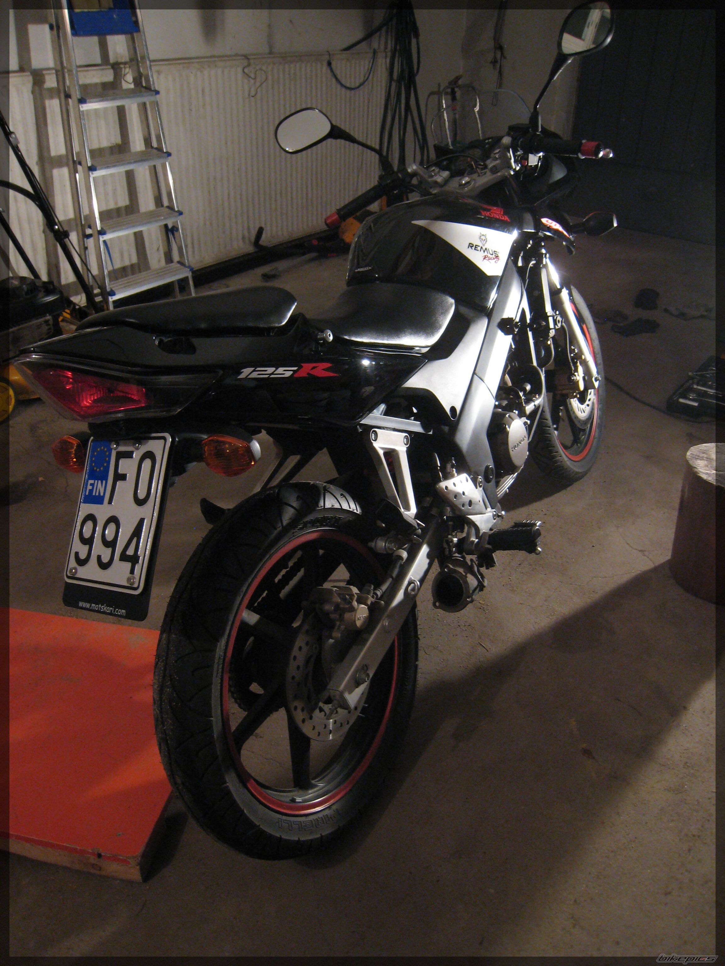 2006 HONDA CBR 125 | Picture 1485182 motorcycle photo
