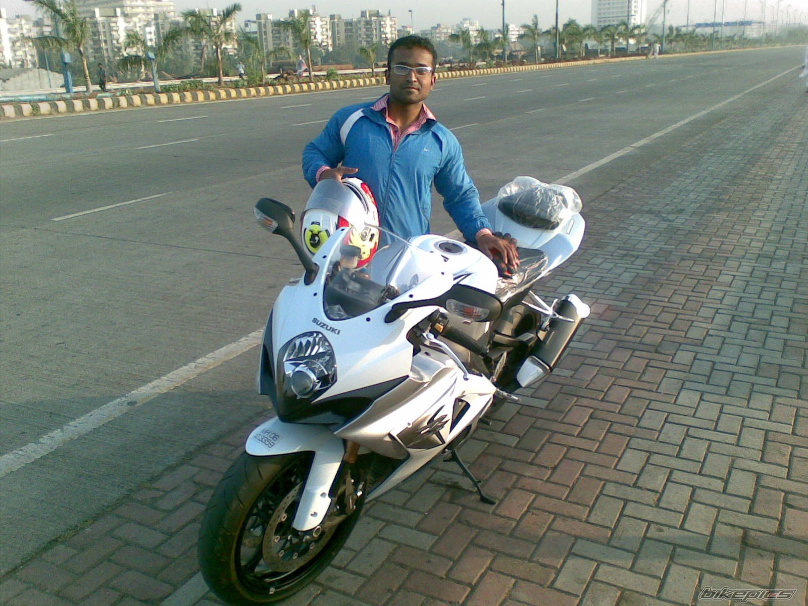 2008 SUZUKI GSX R 1000 | Picture 1488199 motorcycle photo
