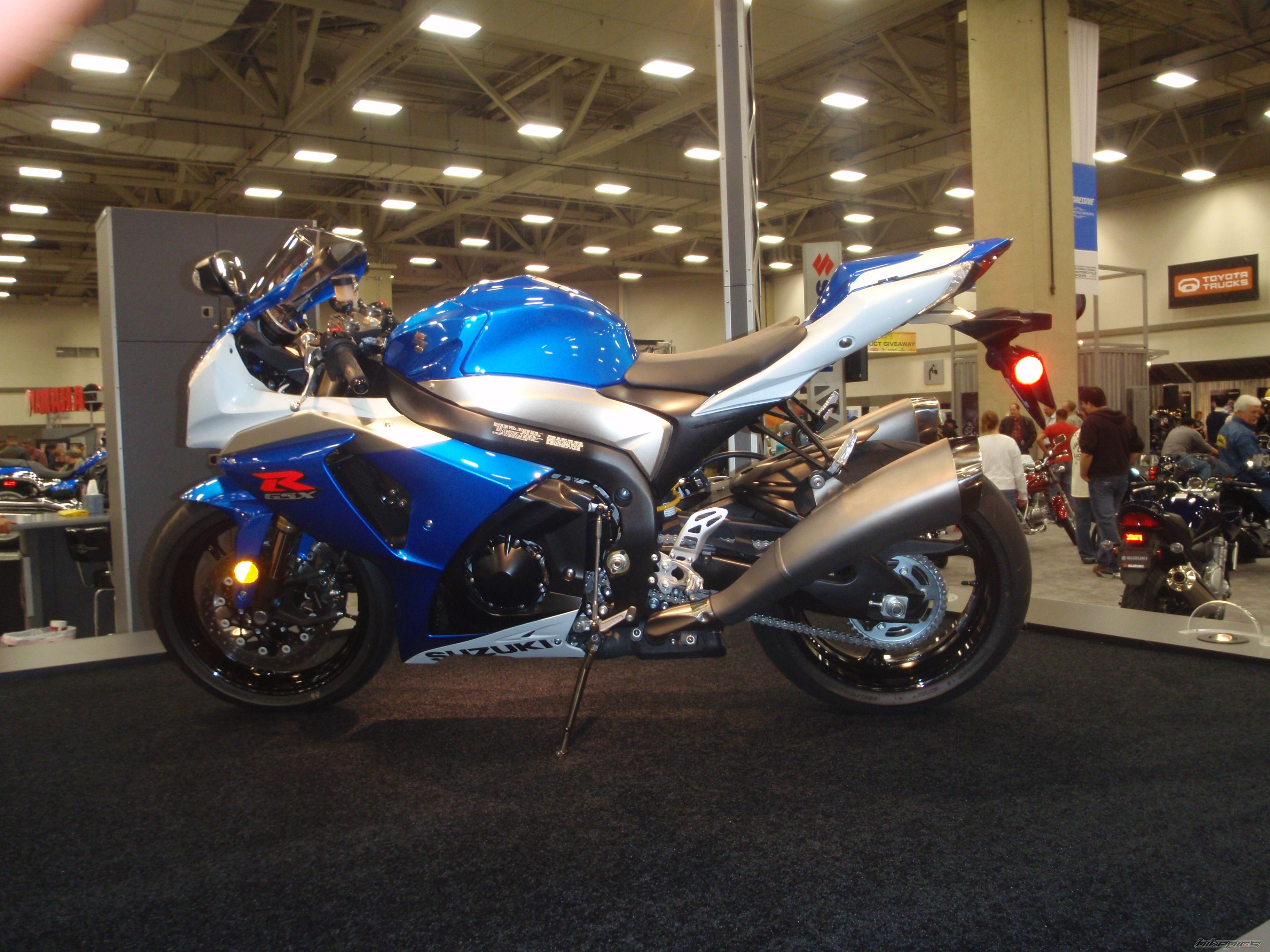 2009 SUZUKI GSX R 1000 | Picture 1489165 motorcycle photo